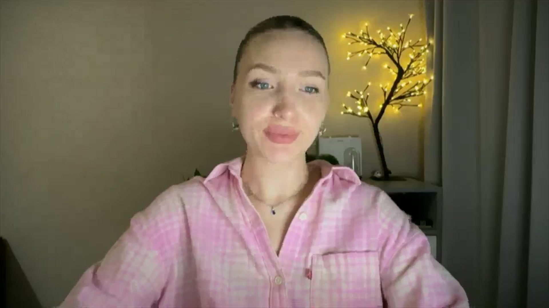 Gallery image thumbnail from My_Diana's myfreecams stream on, 04/07/2025, 20:37 image 6 of 20