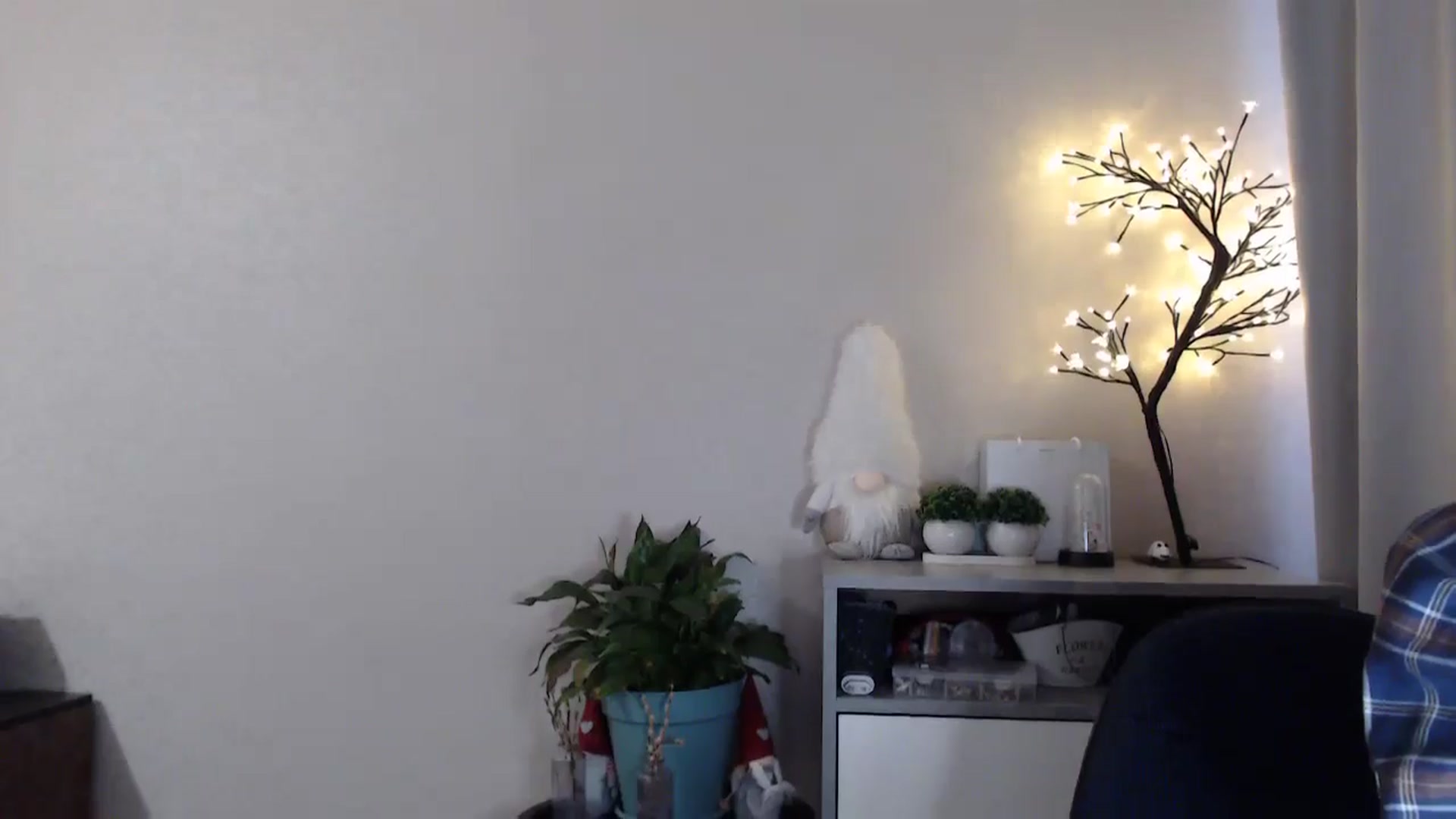 Gallery image thumbnail from My_Diana's myfreecams stream on, 04/08/2025, 13:47 image 17 of 20