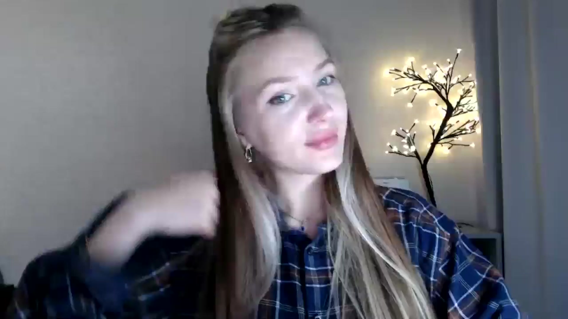 Gallery image thumbnail from My_Diana's myfreecams stream on, 04/08/2025, 15:24 image 5 of 20