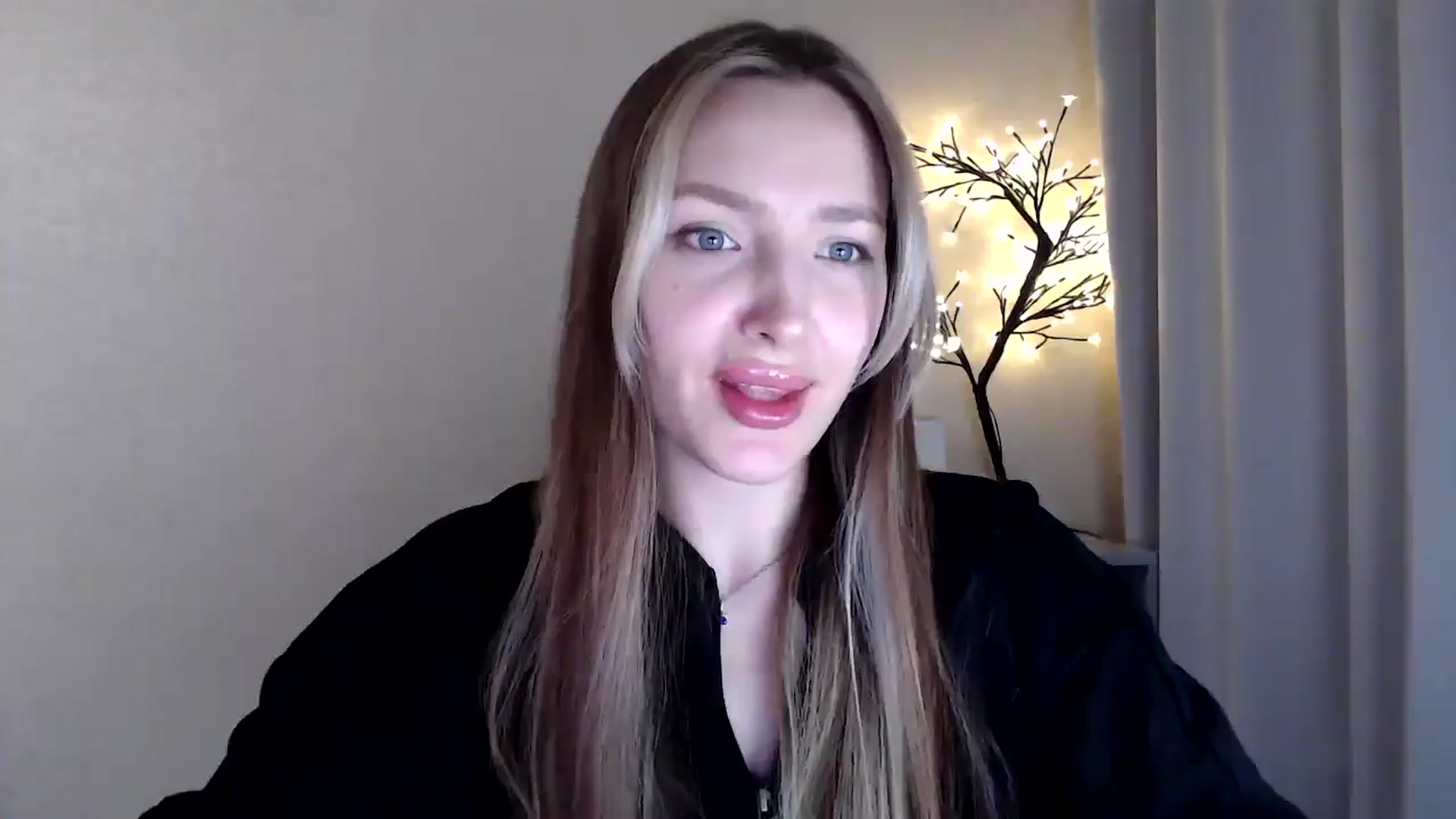 Gallery image thumbnail from My_Diana's myfreecams stream on, 04/09/2025, 22:17 image 12 of 20