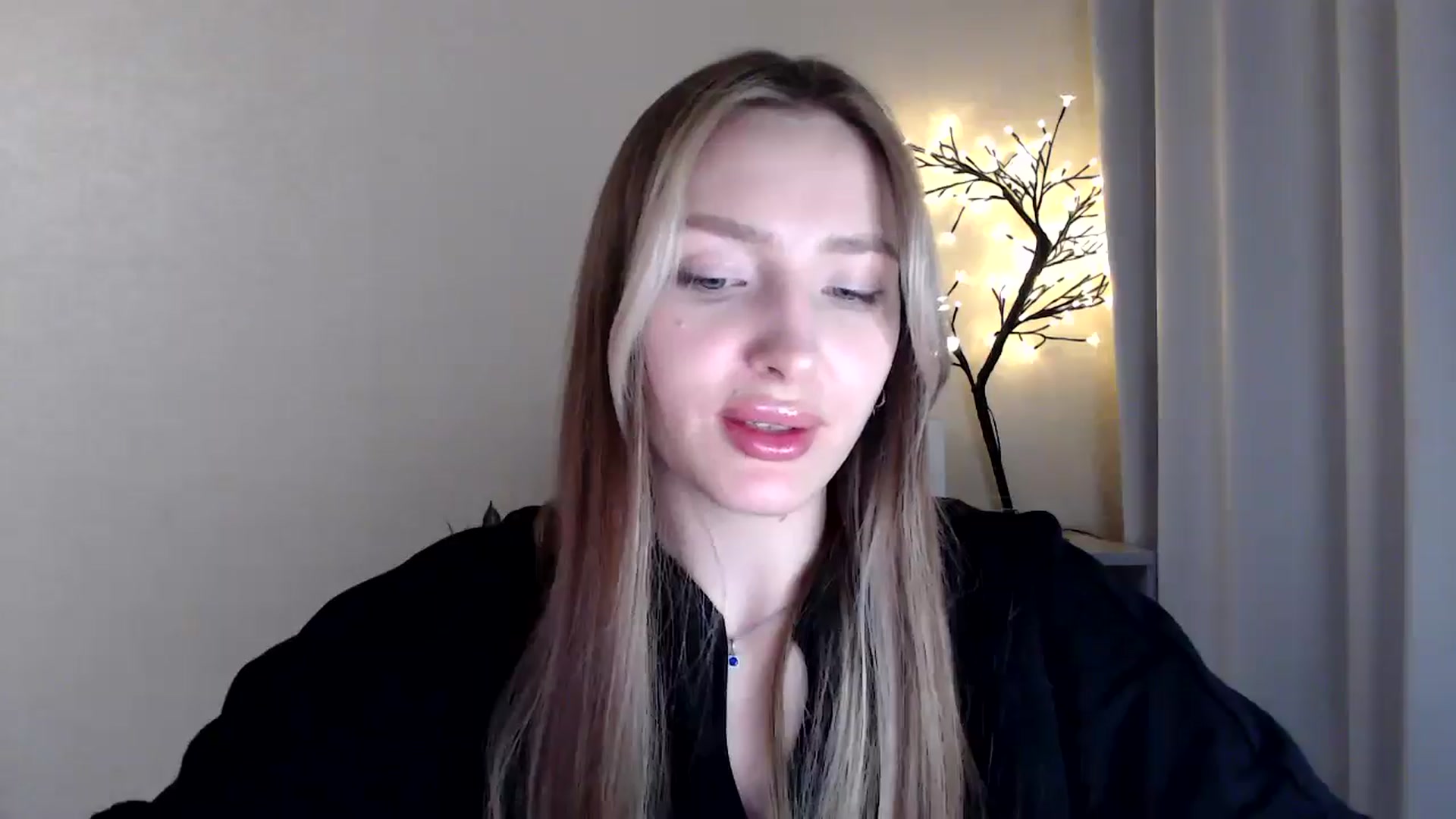 Gallery image thumbnail from My_Diana's myfreecams stream on, 04/09/2025, 22:17 image 20 of 20