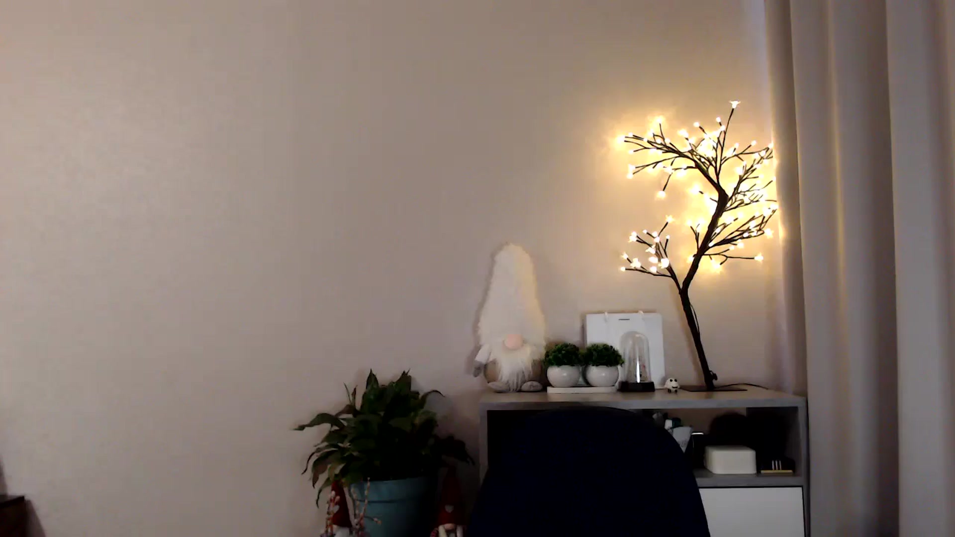 Gallery image thumbnail from My_Diana's myfreecams stream on, 04/10/2025, 14:58 image 19 of 20