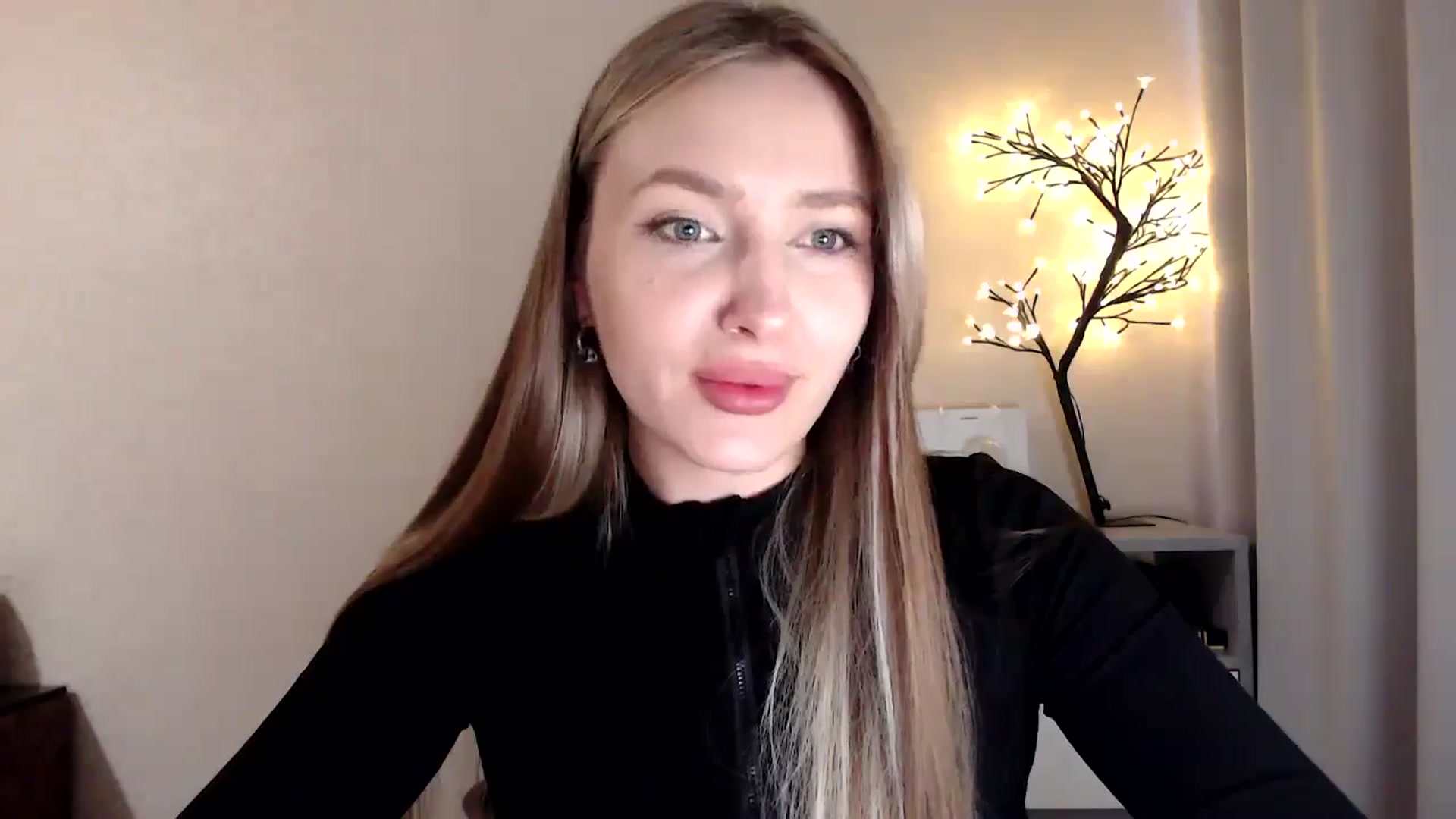 Gallery image thumbnail from My_Diana's myfreecams stream on, 04/10/2025, 14:58 image 11 of 20