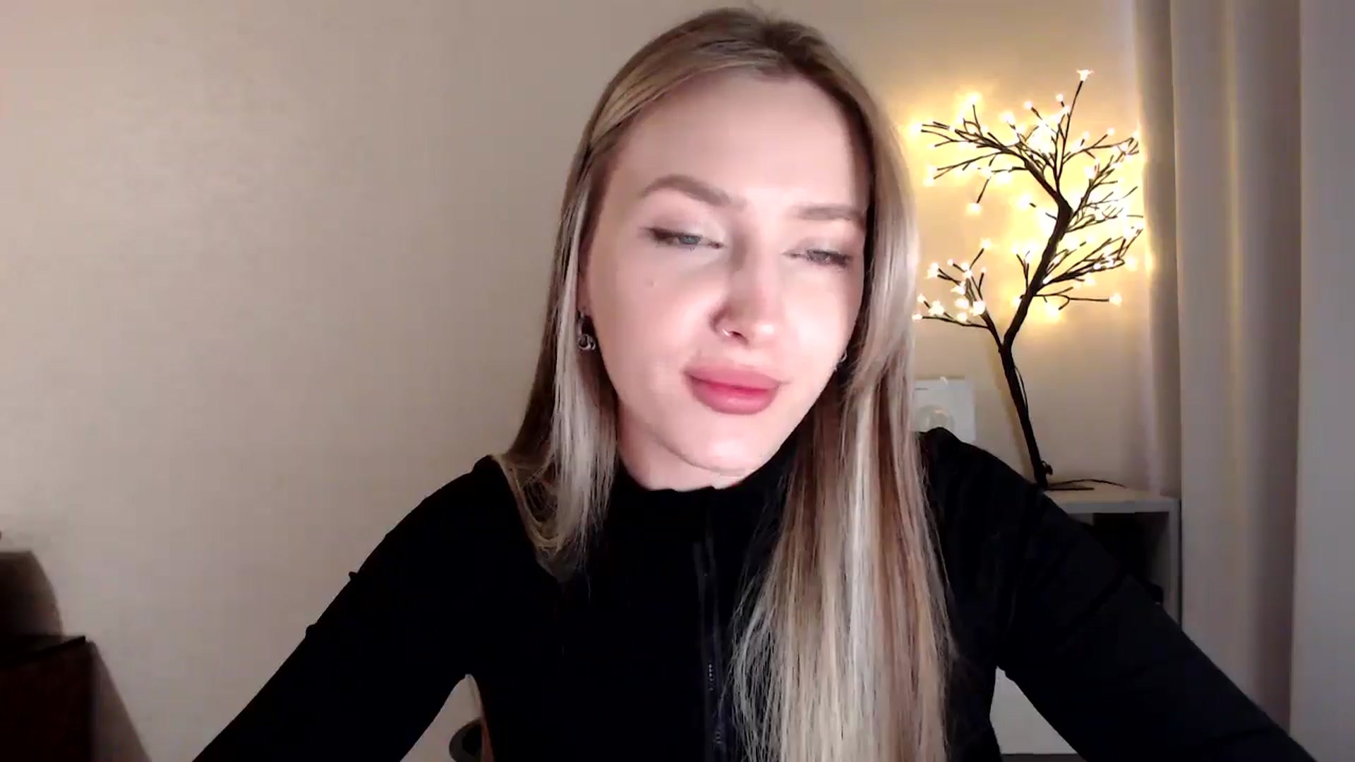 Gallery image thumbnail from My_Diana's myfreecams stream on, 04/10/2025, 14:58 image 4 of 20
