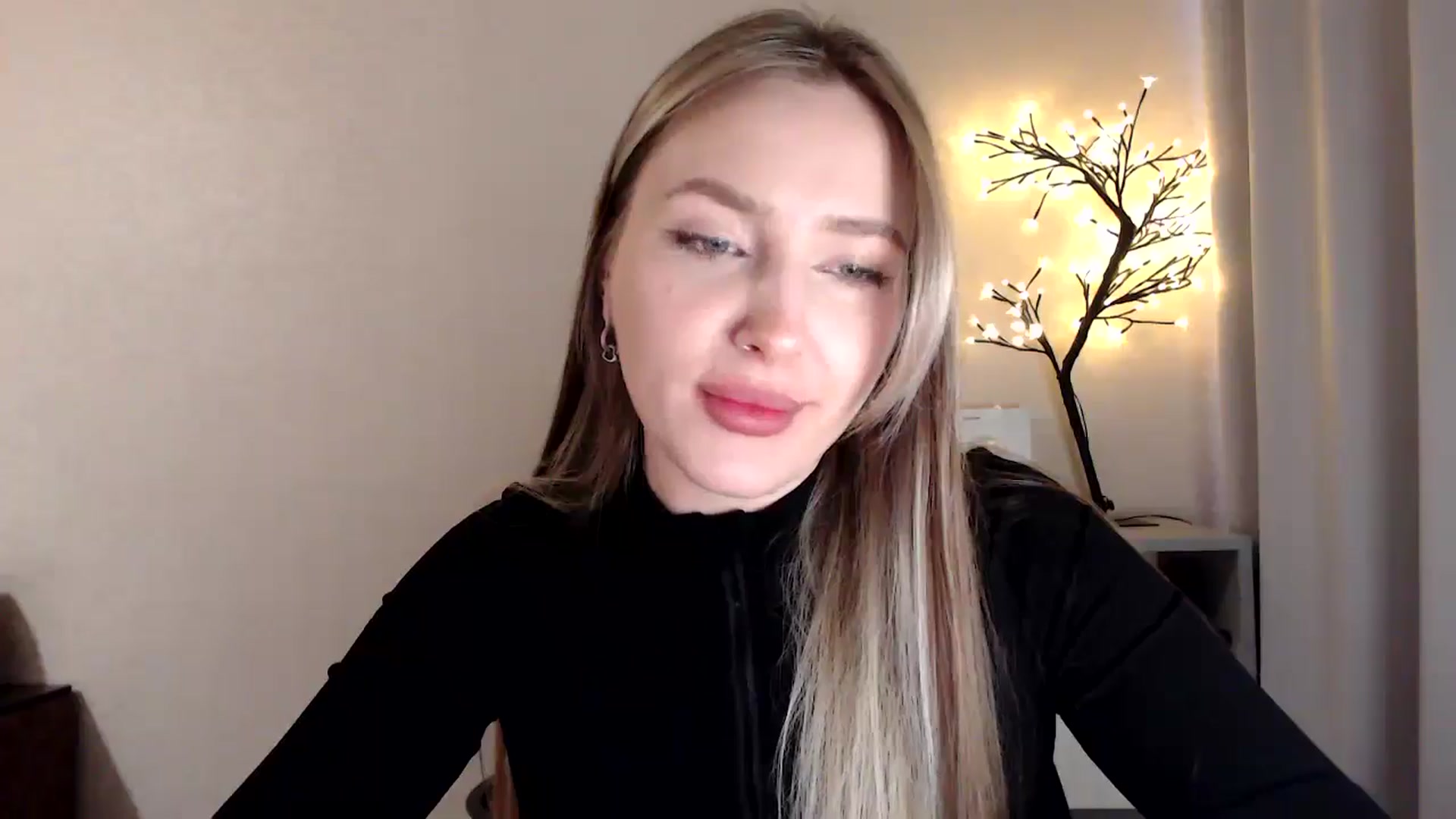 Gallery image thumbnail from My_Diana's myfreecams stream on, 04/10/2025, 14:58 image 7 of 20