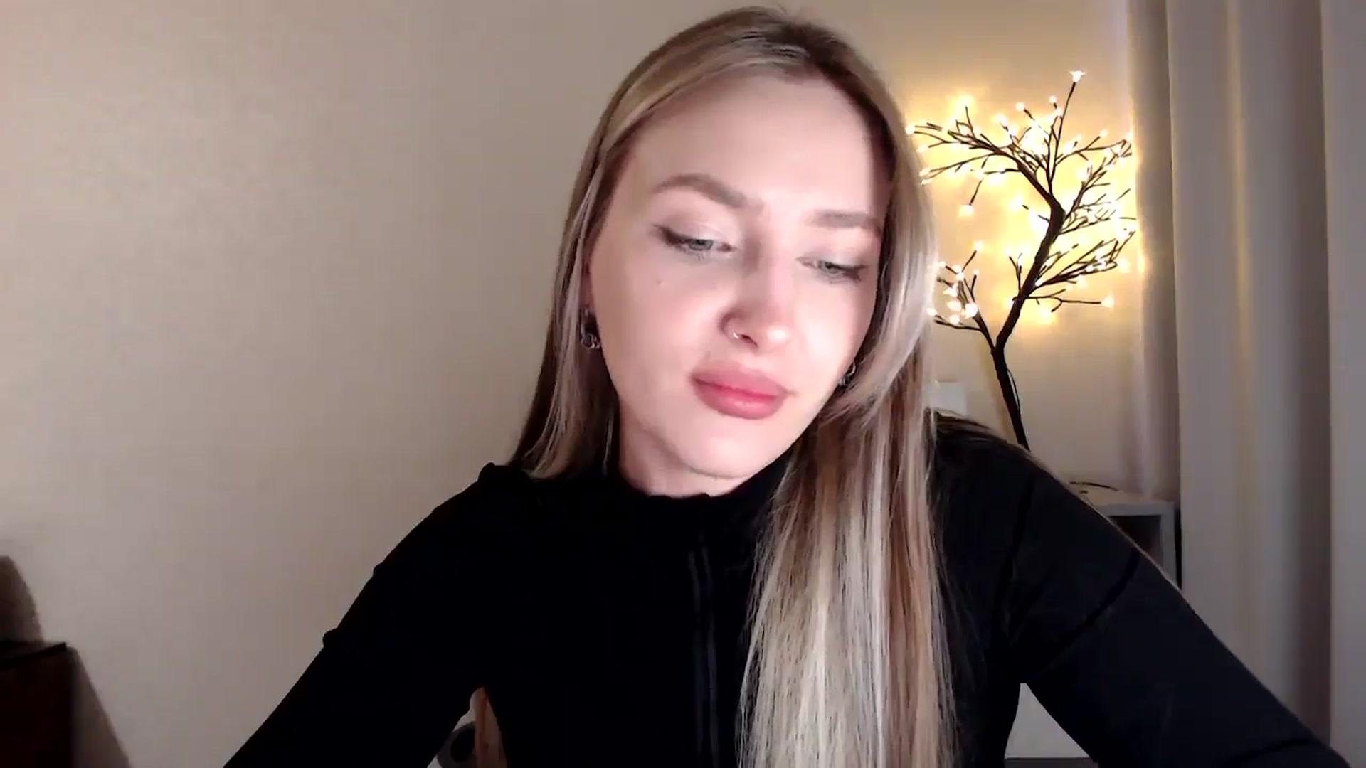 Gallery image thumbnail from My_Diana's myfreecams stream on, 04/10/2025, 14:58 image 6 of 20