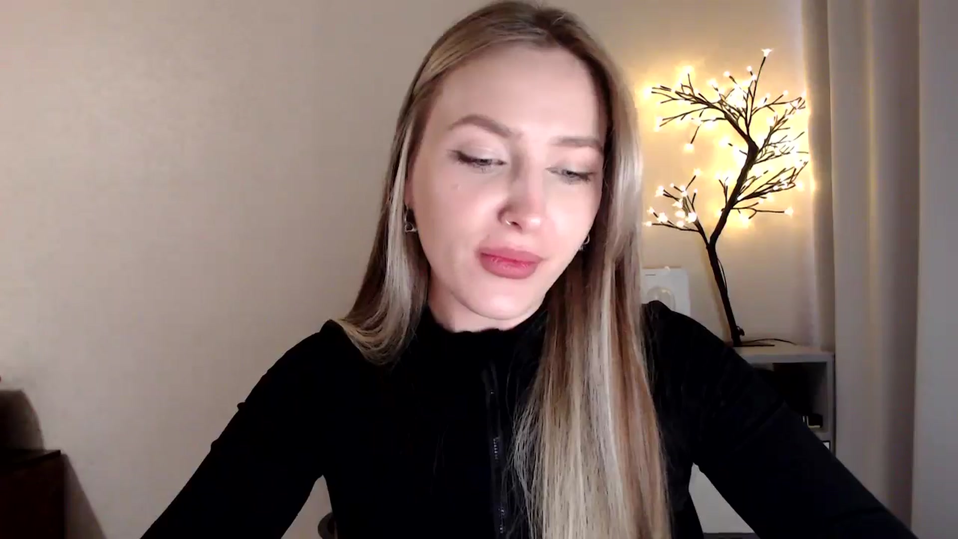 Gallery image thumbnail from My_Diana's myfreecams stream on, 04/10/2025, 14:58 image 2 of 20