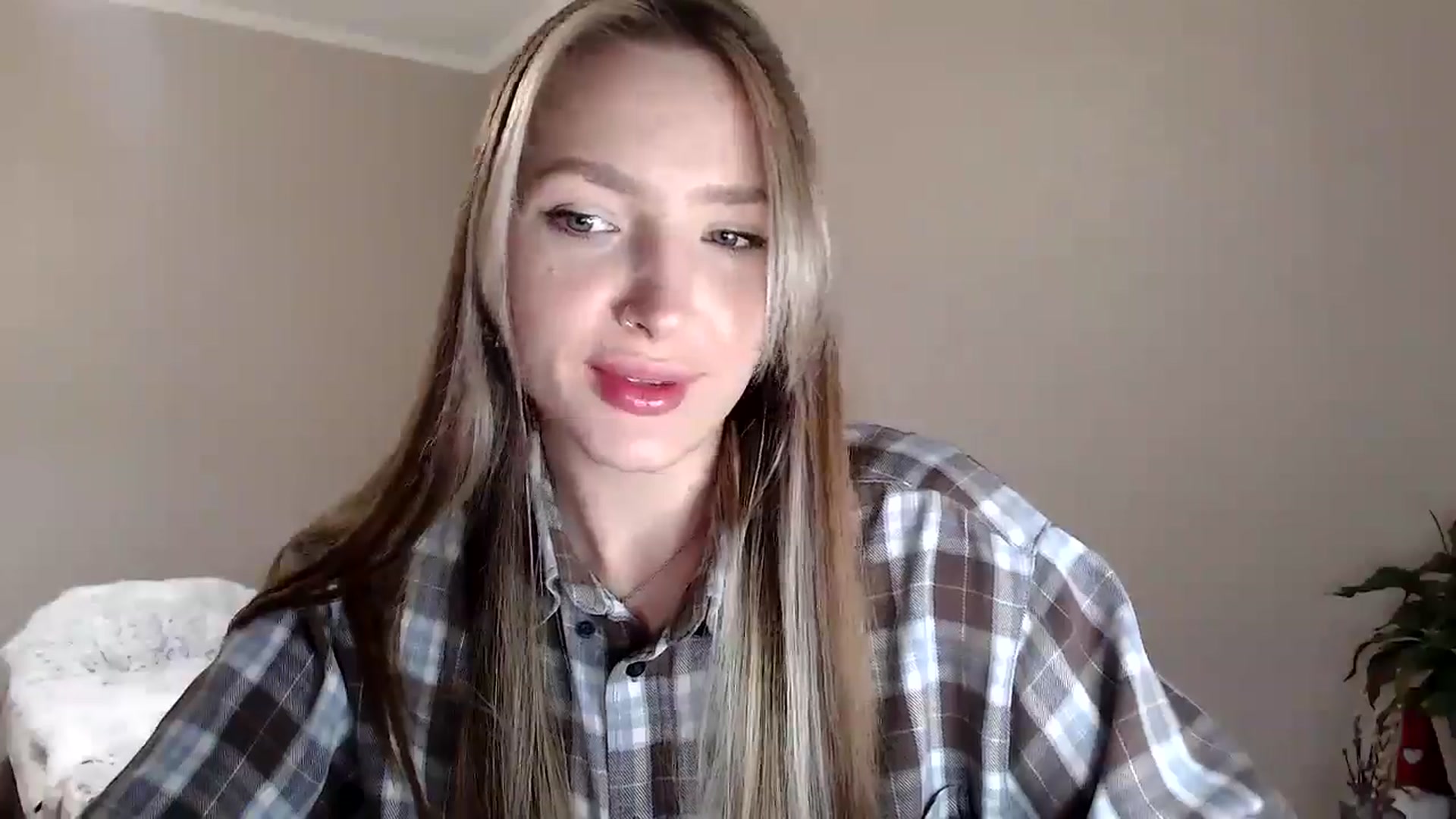Gallery image thumbnail from My_Diana's myfreecams stream on, 04/11/2025, 15:48 image 8 of 20