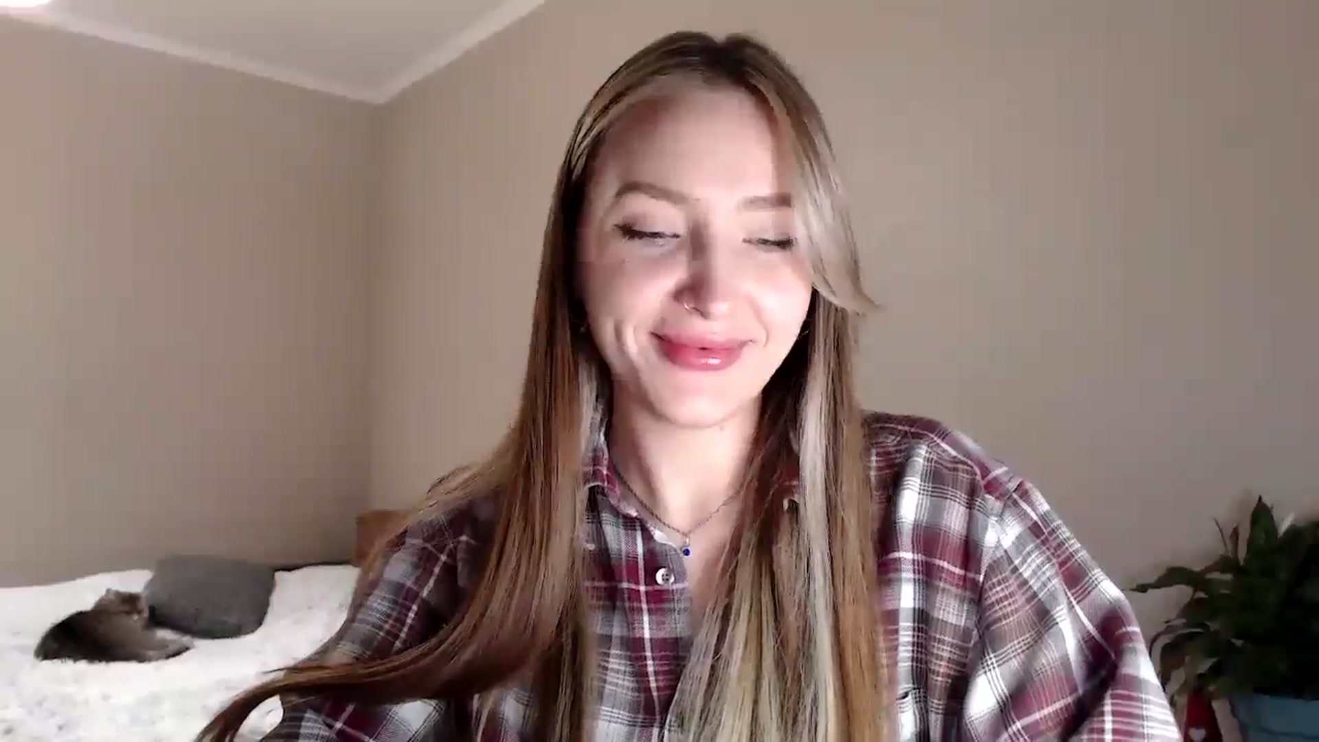 Gallery image thumbnail from My_Diana's myfreecams stream on, 04/12/2025, 16:05 image 11 of 20