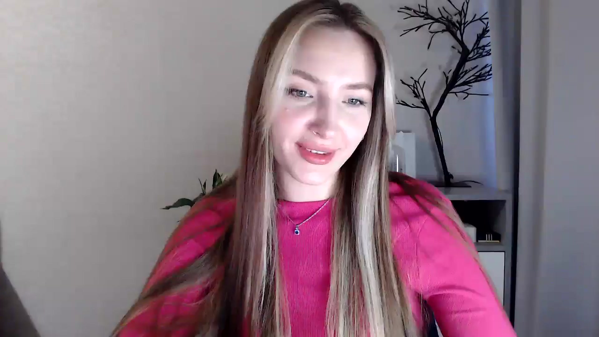 Gallery image thumbnail from My_Diana's myfreecams stream on, 04/13/2025, 16:14 image 14 of 20