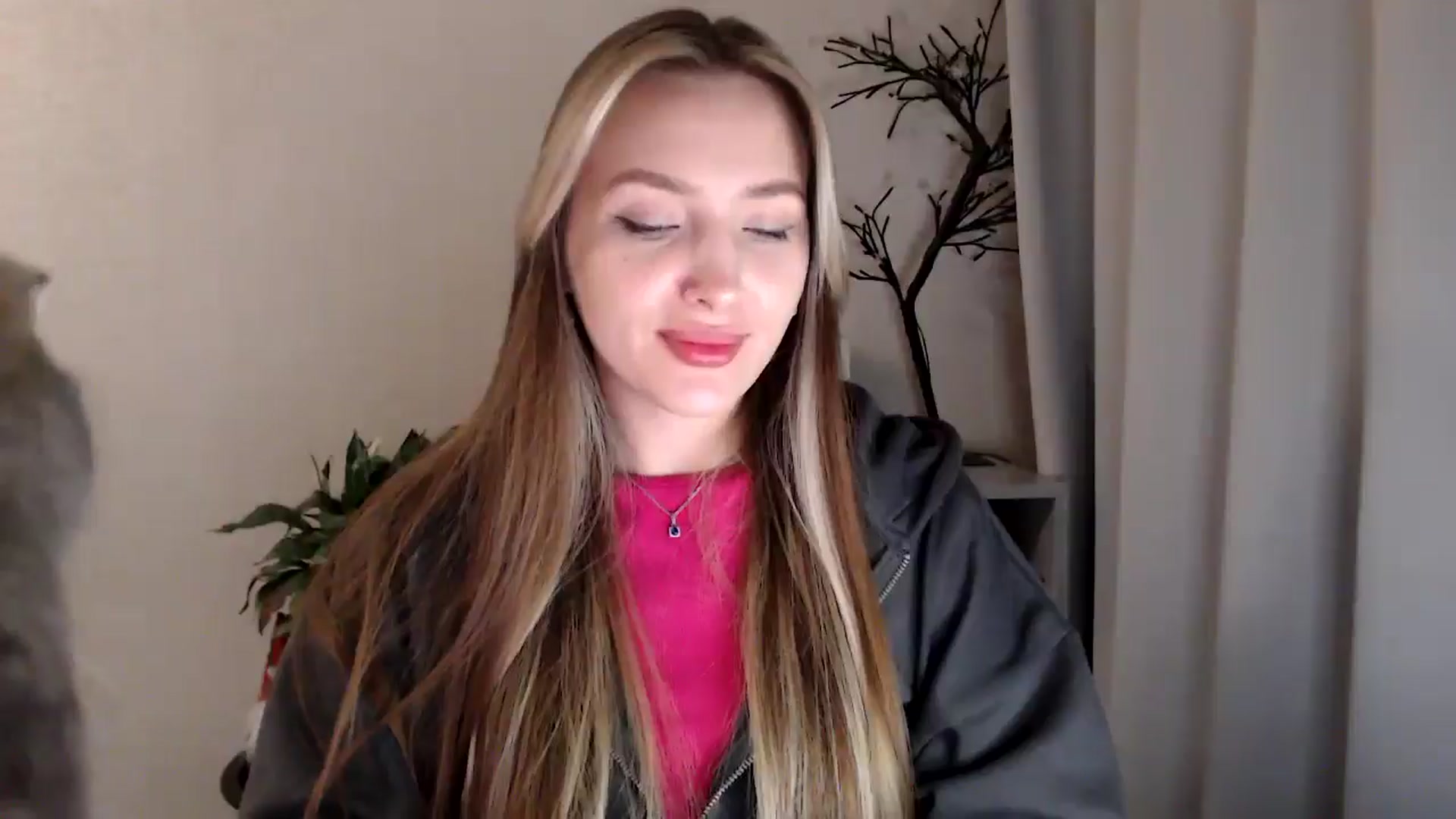 Gallery image thumbnail from My_Diana's myfreecams stream on, 04/13/2025, 21:21 image 13 of 20