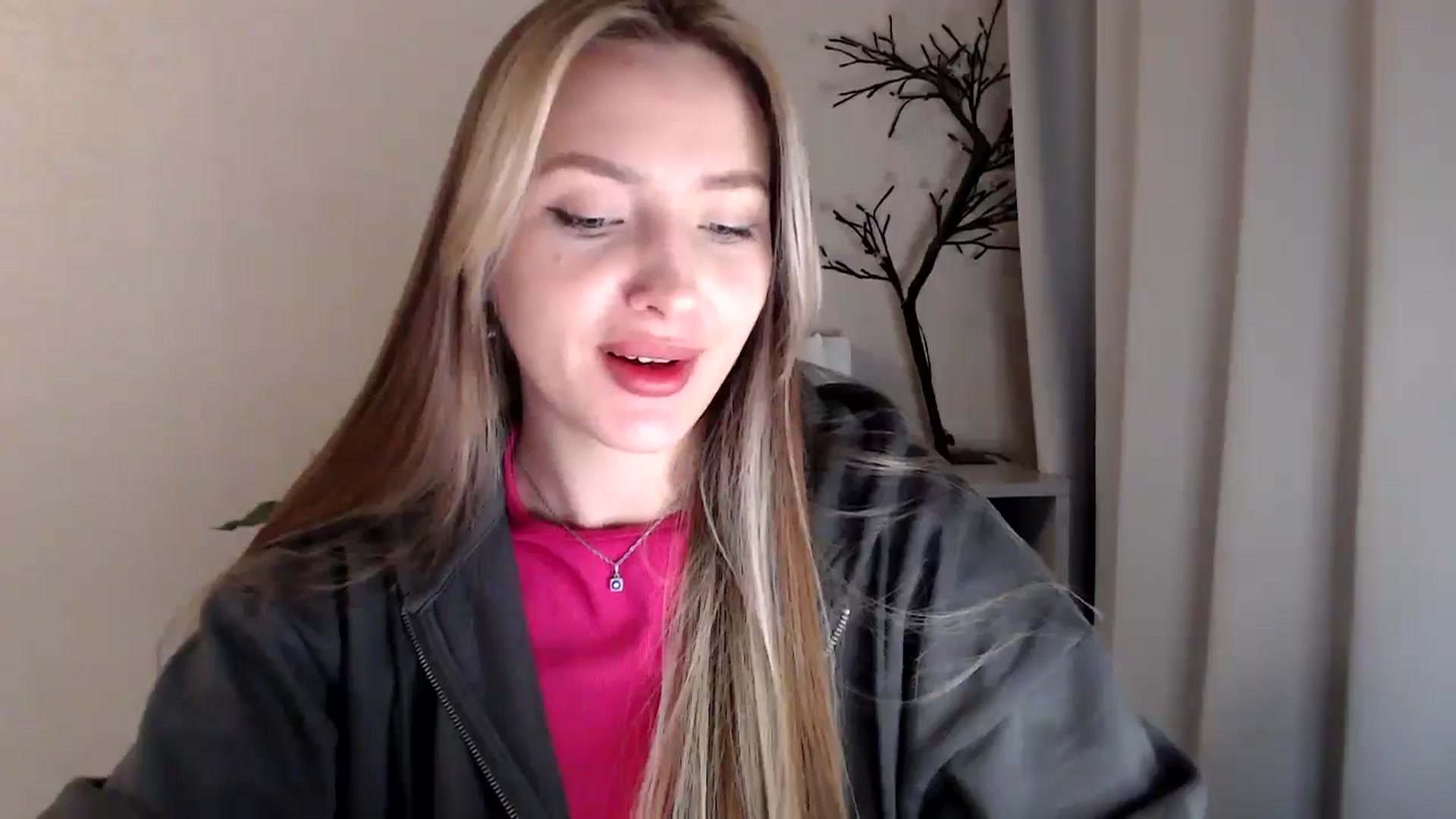 Gallery image thumbnail from My_Diana's myfreecams stream on, 04/13/2025, 21:21 image 2 of 20