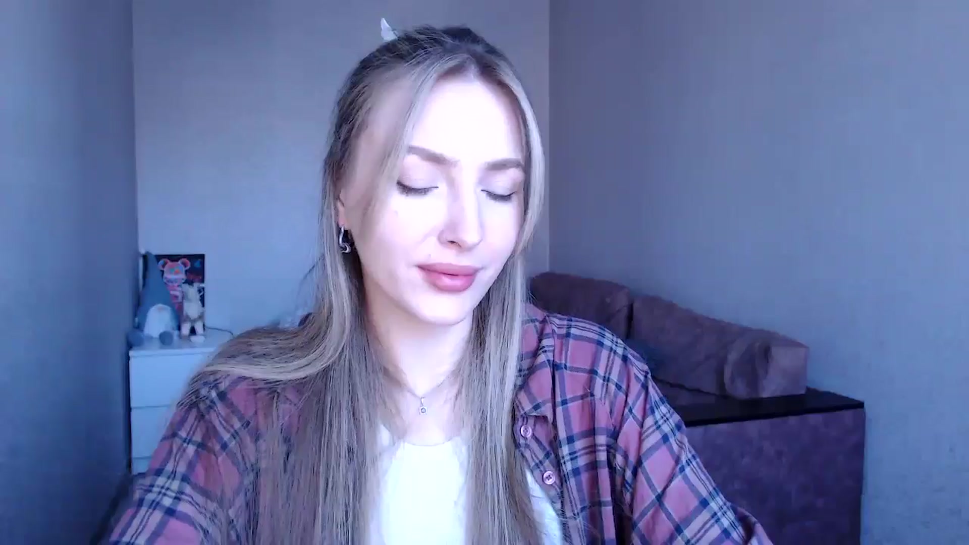 Gallery image thumbnail from My_Diana's myfreecams stream on, 04/15/2025, 15:14 image 7 of 20