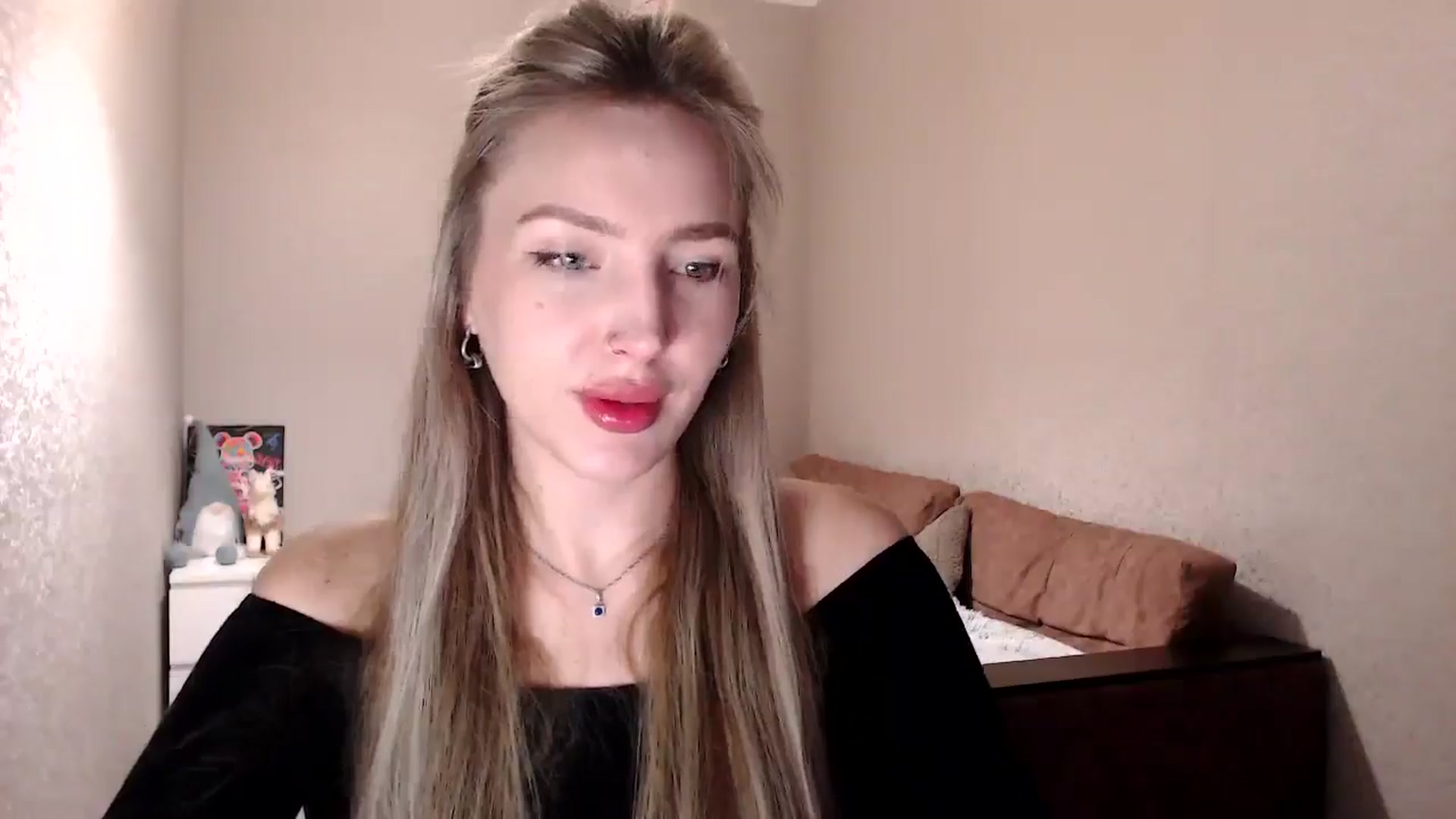 Gallery image thumbnail from My_Diana's myfreecams stream on, 04/16/2025, 16:17 image 2 of 20
