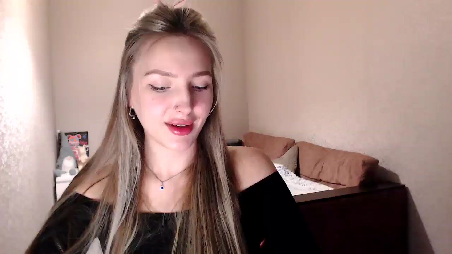 Gallery image thumbnail from My_Diana's myfreecams stream on, 04/16/2025, 16:17 image 13 of 20