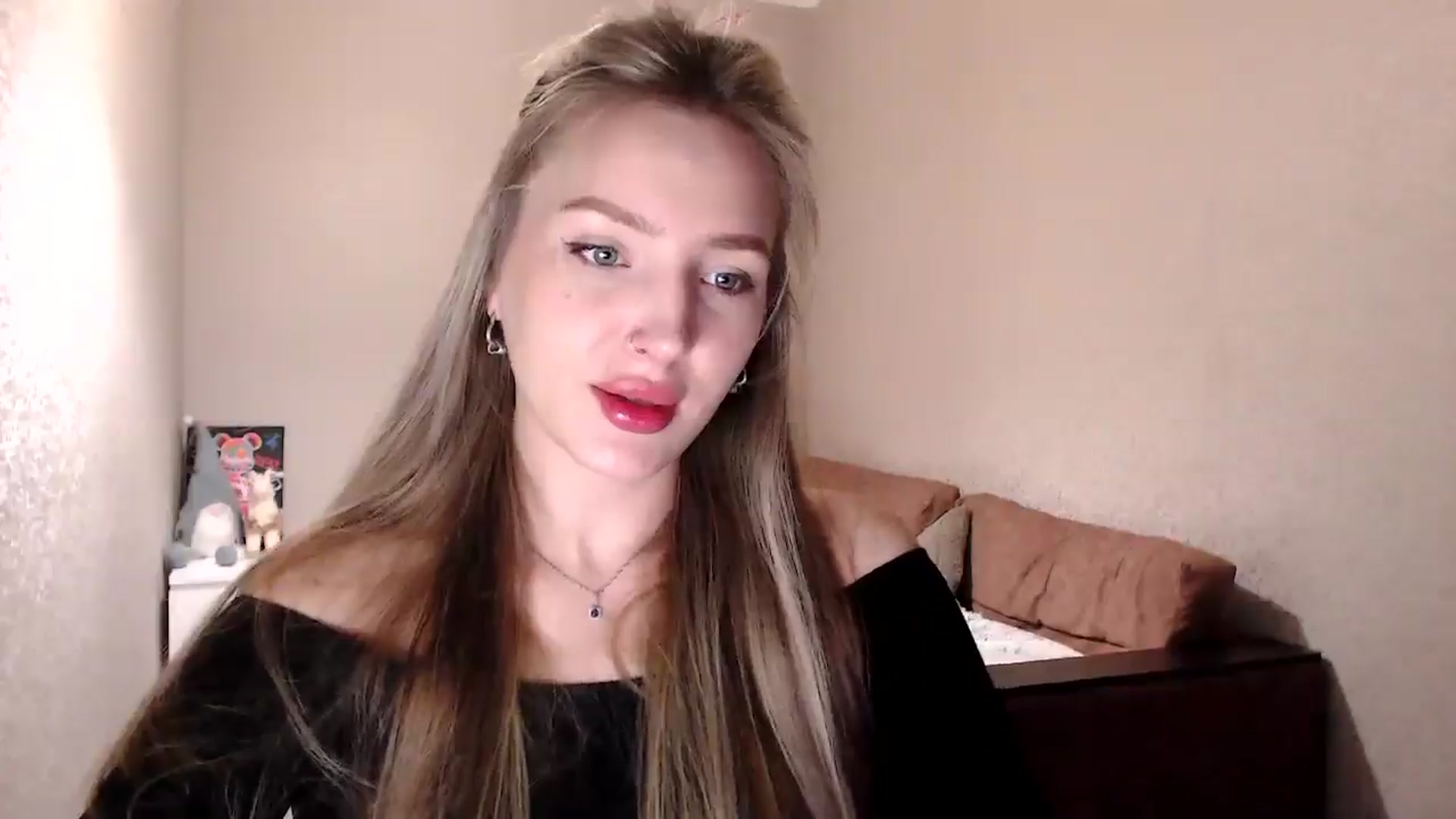 Gallery image thumbnail from My_Diana's myfreecams stream on, 04/16/2025, 16:17 image 3 of 20