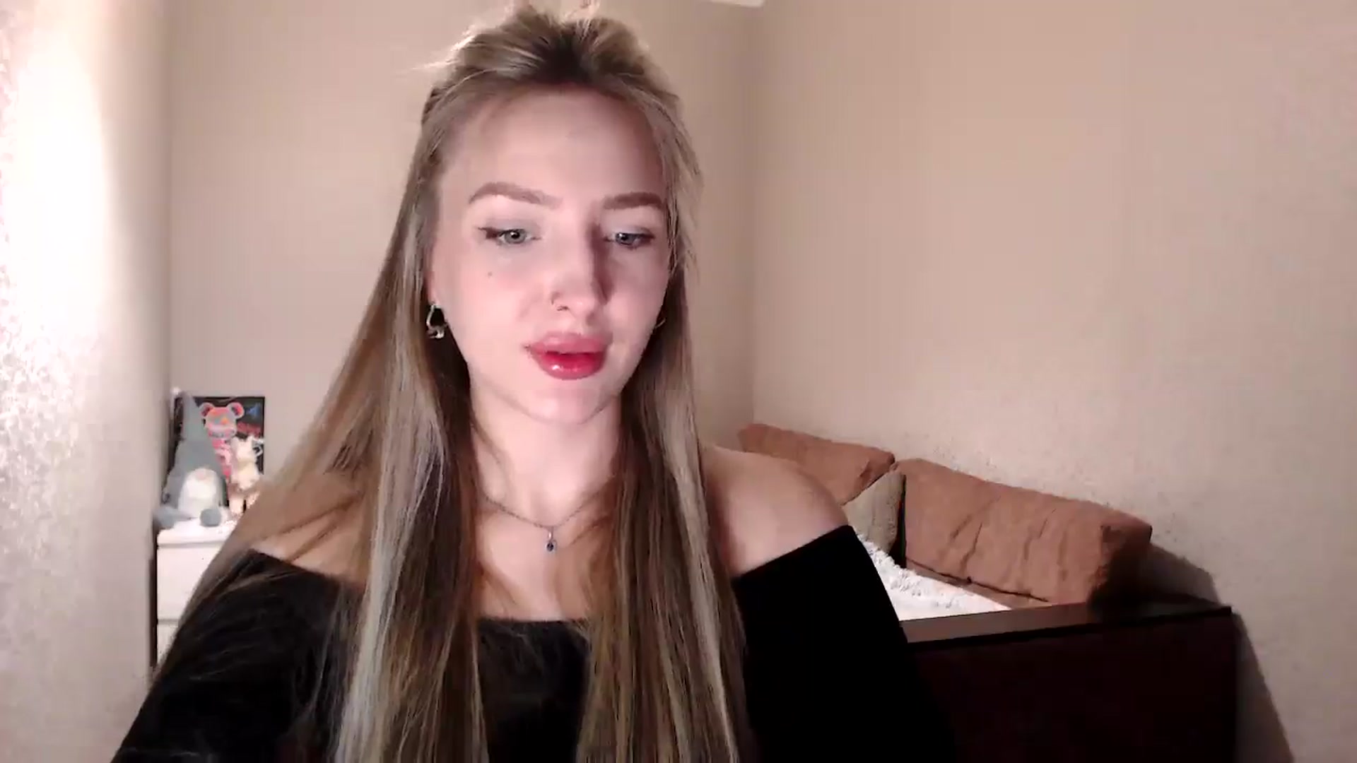 Gallery image thumbnail from My_Diana's myfreecams stream on, 04/16/2025, 16:17 image 4 of 20