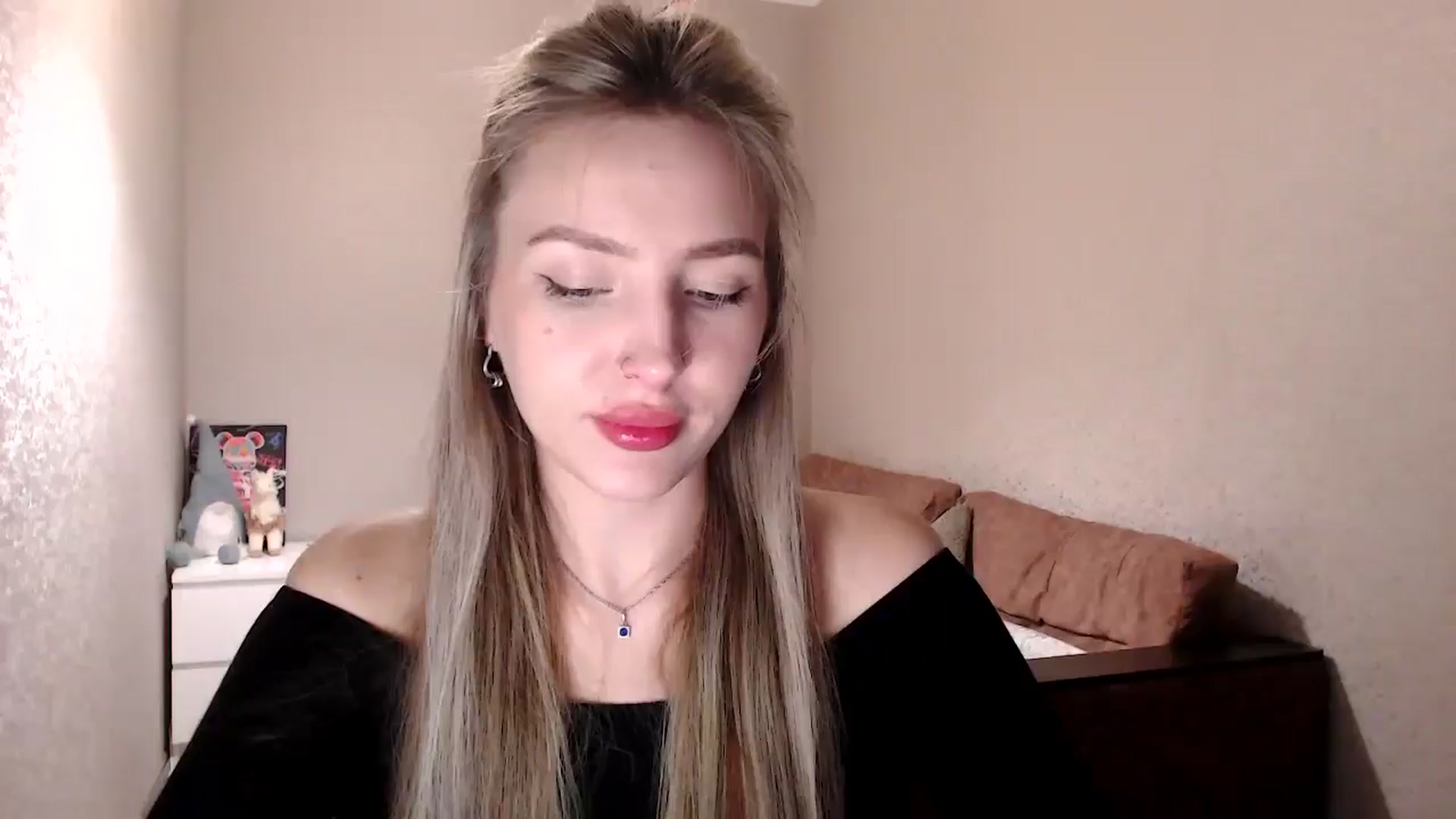 Gallery image thumbnail from My_Diana's myfreecams stream on, 04/16/2025, 16:17 image 1 of 20