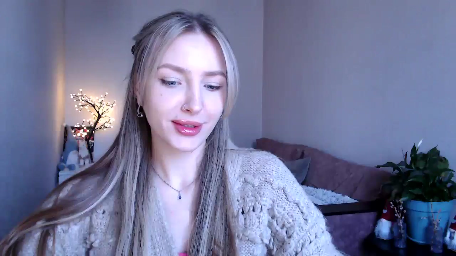 Gallery image thumbnail from My_Diana's myfreecams stream on, 04/18/2025, 14:52 image 2 of 20