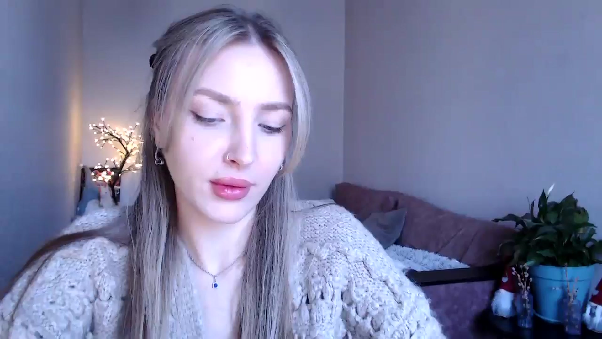 Gallery image thumbnail from My_Diana's myfreecams stream on, 04/18/2025, 14:52 image 5 of 20