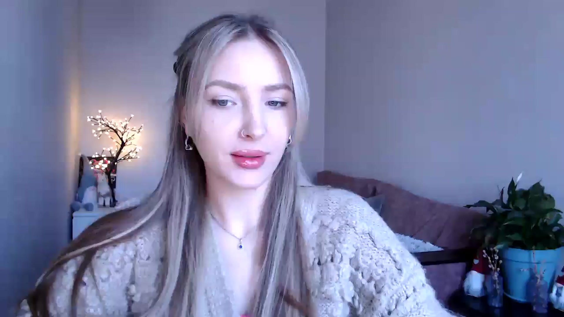 Gallery image thumbnail from My_Diana's myfreecams stream on, 04/18/2025, 14:52 image 1 of 20