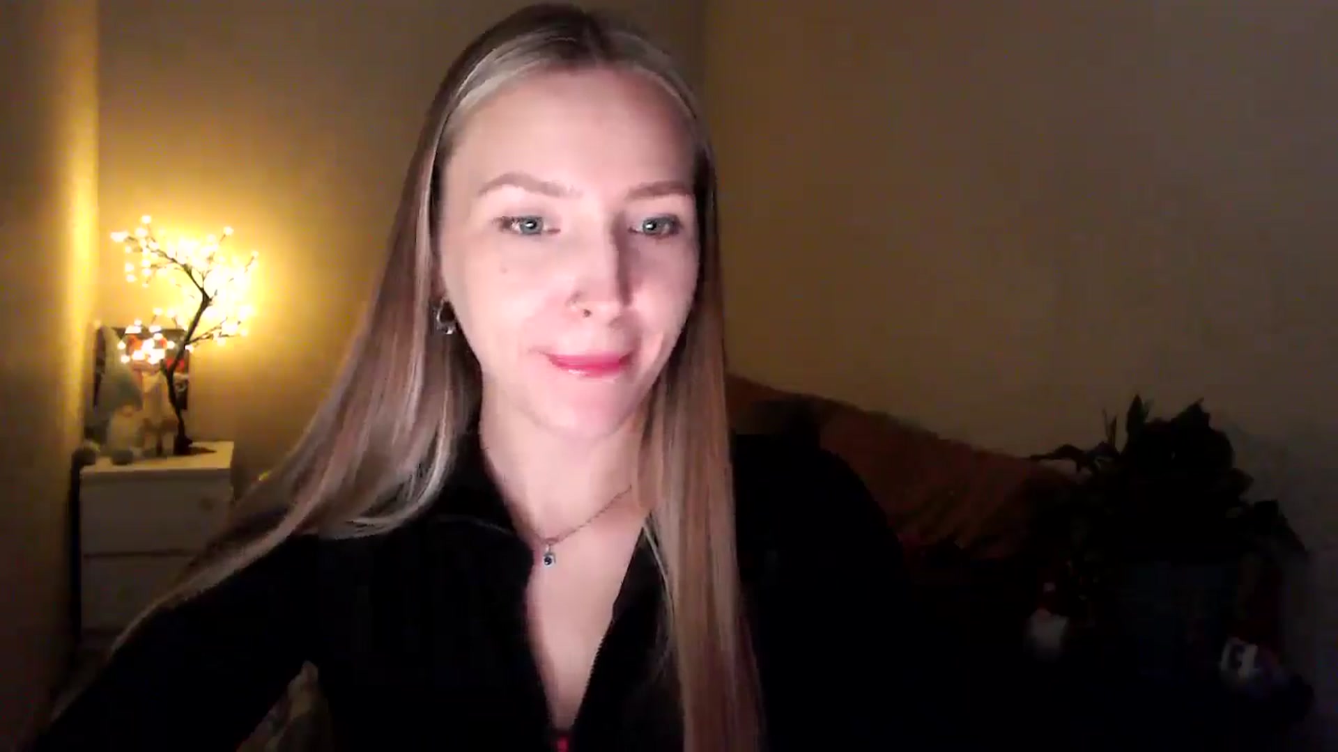 Gallery image thumbnail from My_Diana's myfreecams stream on, 04/18/2025, 22:49 image 19 of 20