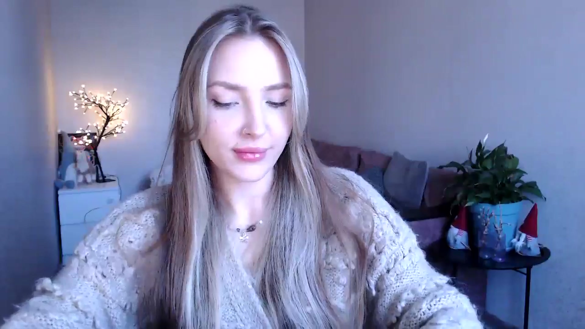 Gallery image thumbnail from My_Diana's myfreecams stream on, 04/19/2025, 14:03 image 18 of 20