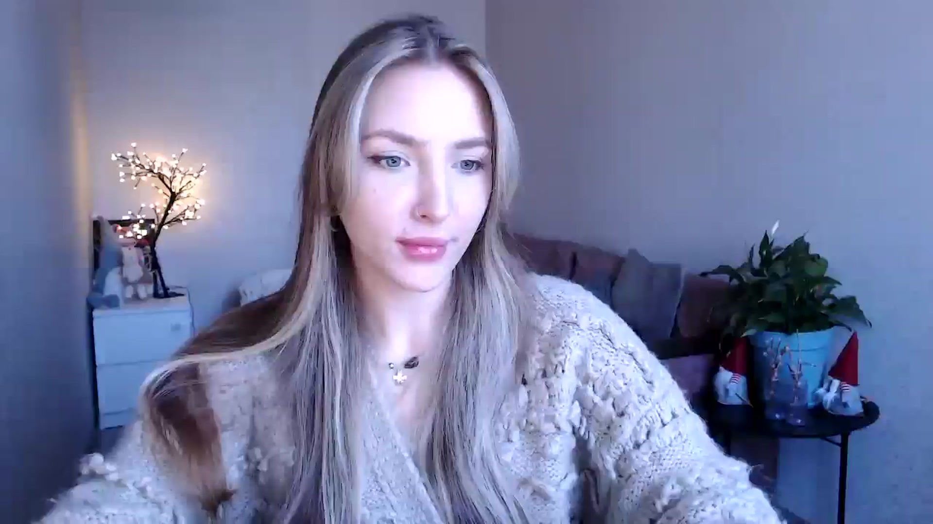 Gallery image thumbnail from My_Diana's myfreecams stream on, 04/19/2025, 14:03 image 1 of 20