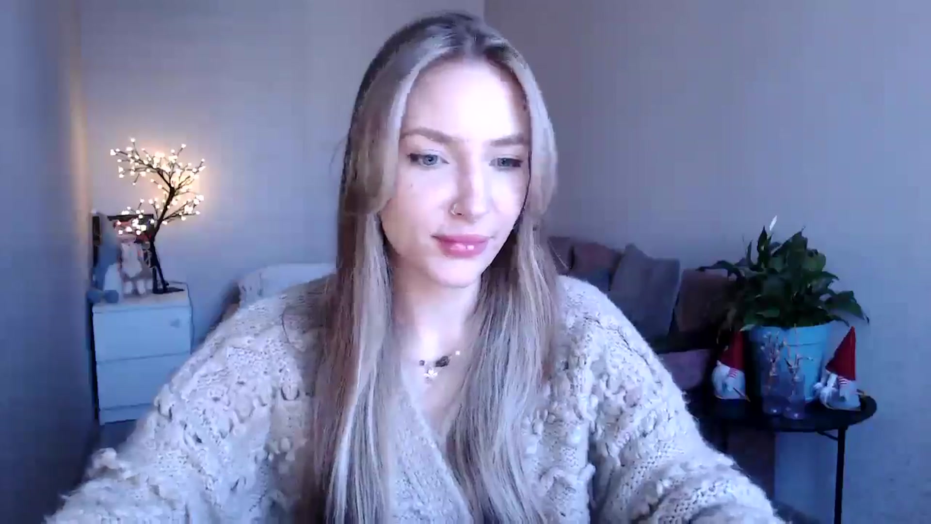 Gallery image thumbnail from My_Diana's myfreecams stream on, 04/19/2025, 14:03 image 7 of 20