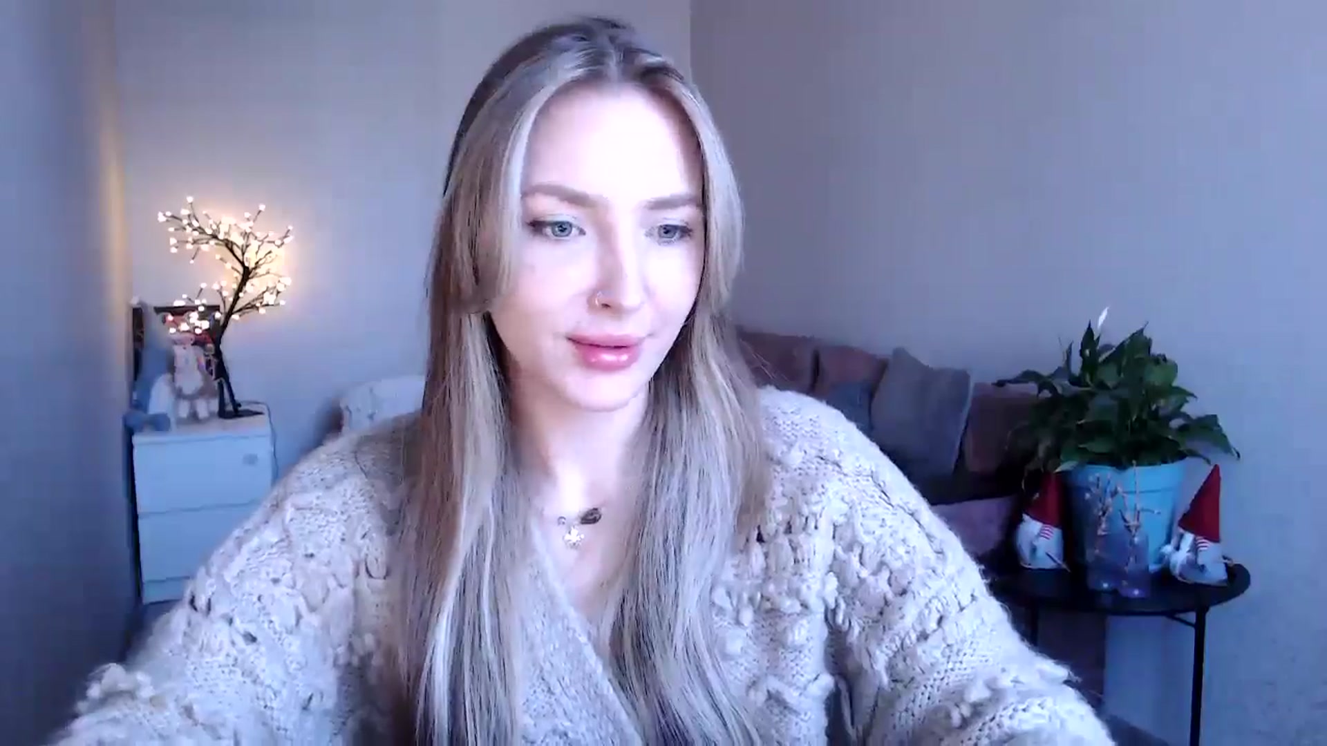 Gallery image thumbnail from My_Diana's myfreecams stream on, 04/19/2025, 14:03 image 5 of 20