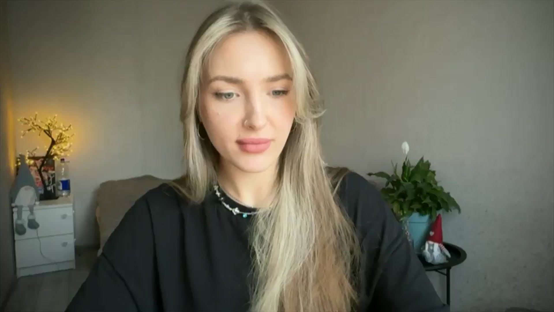 Gallery image thumbnail from My_Diana's myfreecams stream on, 04/25/2025, 15:07 image 1 of 20