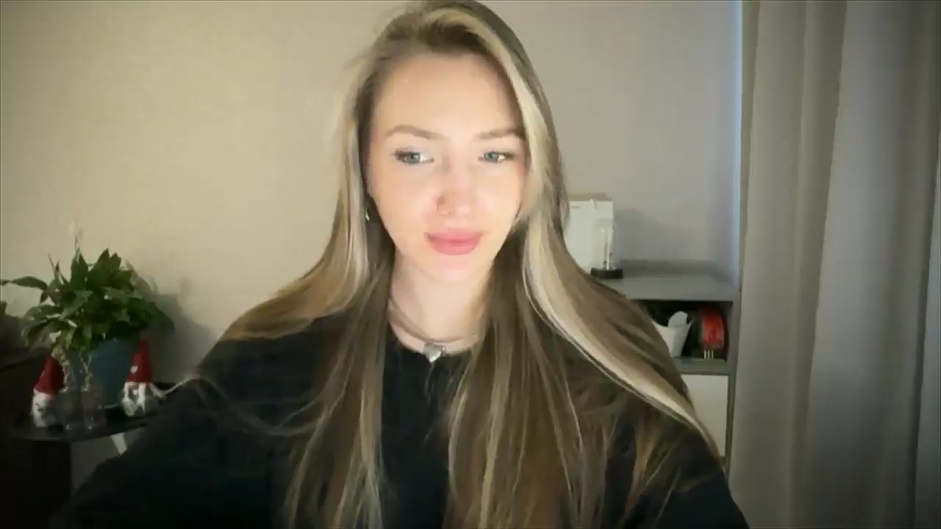Gallery image thumbnail from My_Diana's myfreecams stream on, 04/26/2025, 15:29 image 2 of 20