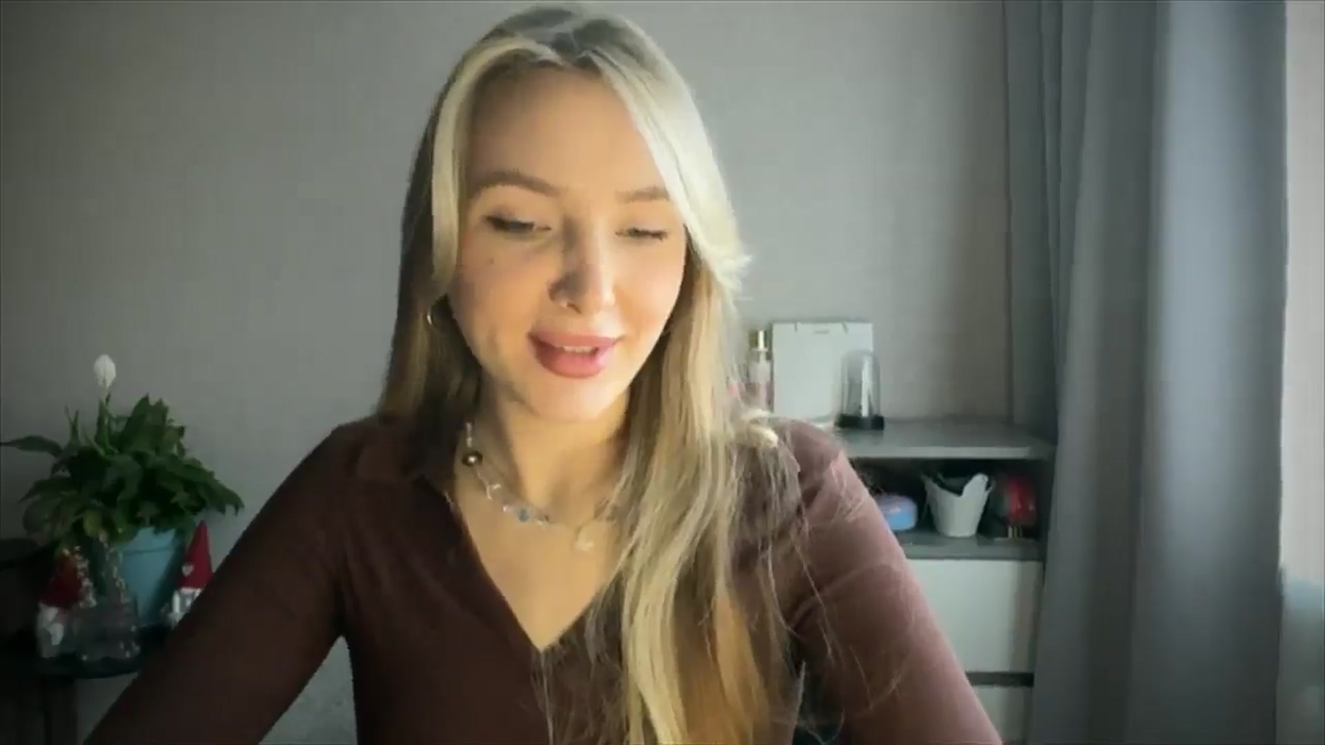 Gallery image thumbnail from My_Diana's myfreecams stream on, 04/27/2025, 16:09 image 10 of 20