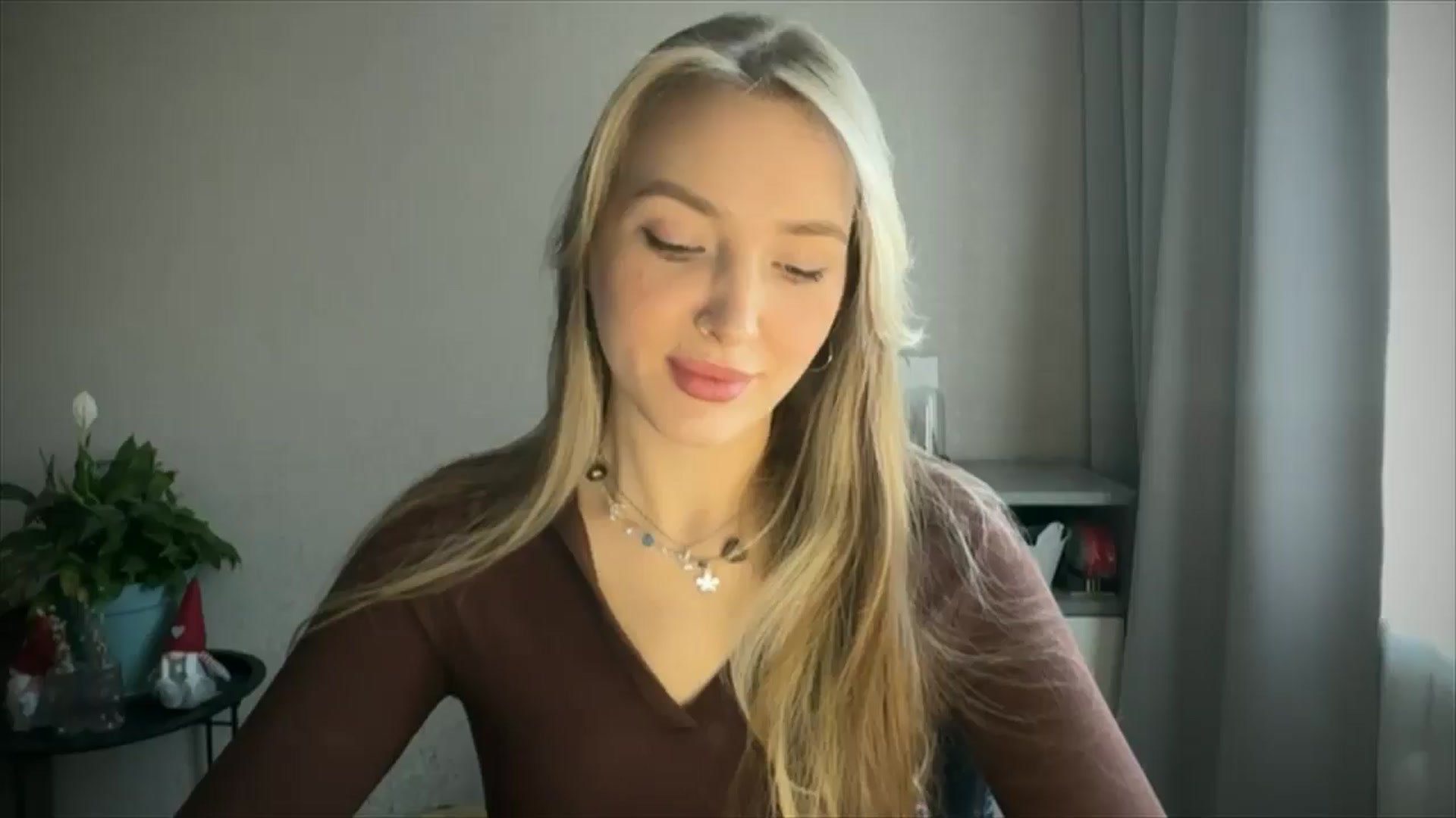 Gallery image thumbnail from My_Diana's myfreecams stream on, 04/27/2025, 16:09 image 2 of 20