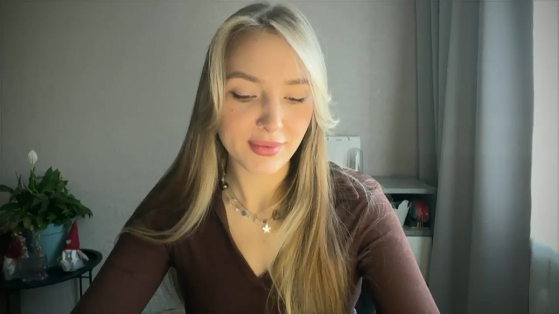 Gallery image thumbnail from My_Diana's myfreecams stream on, 04/27/2025, 16:09 image 3 of 20