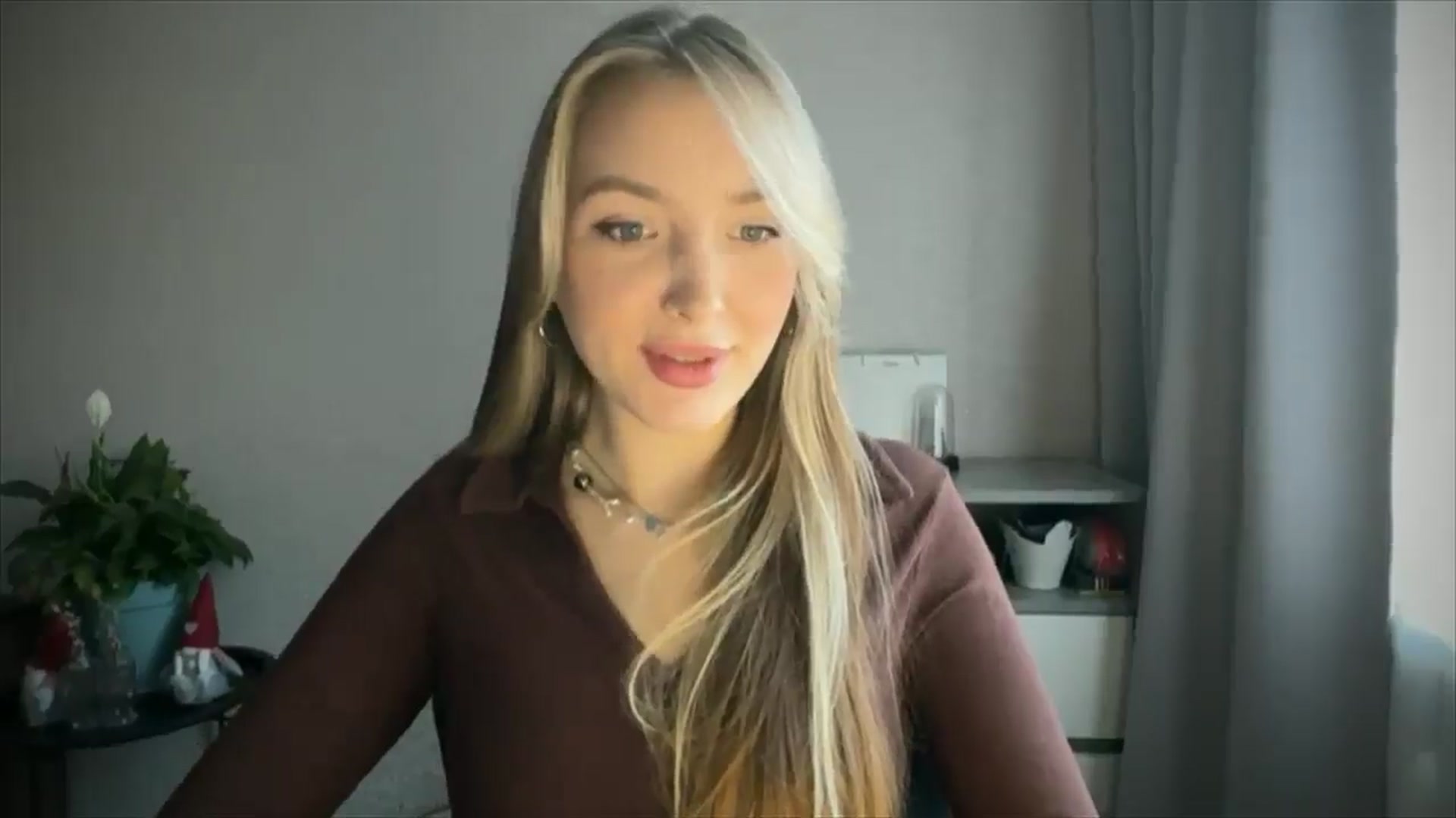 Gallery image thumbnail from My_Diana's myfreecams stream on, 04/27/2025, 16:09 image 13 of 20