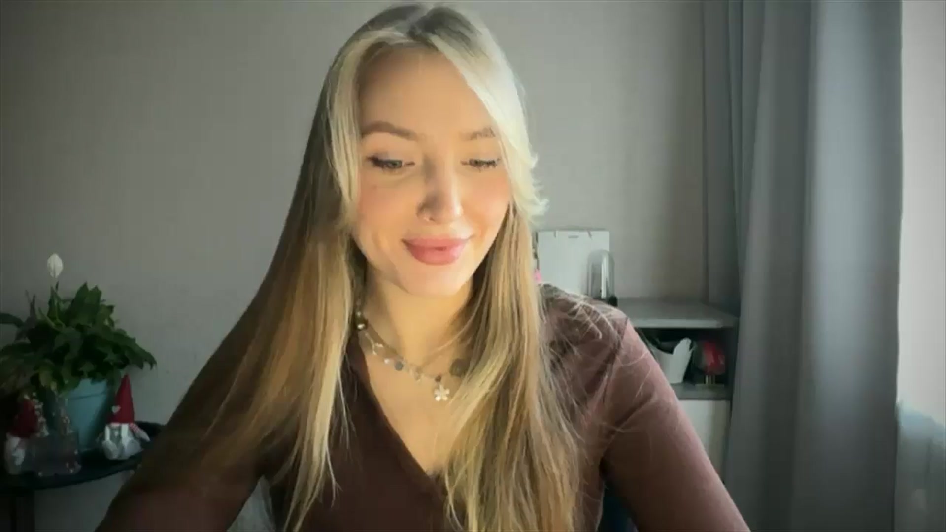 Gallery image thumbnail from My_Diana's myfreecams stream on, 04/27/2025, 16:09 image 5 of 20