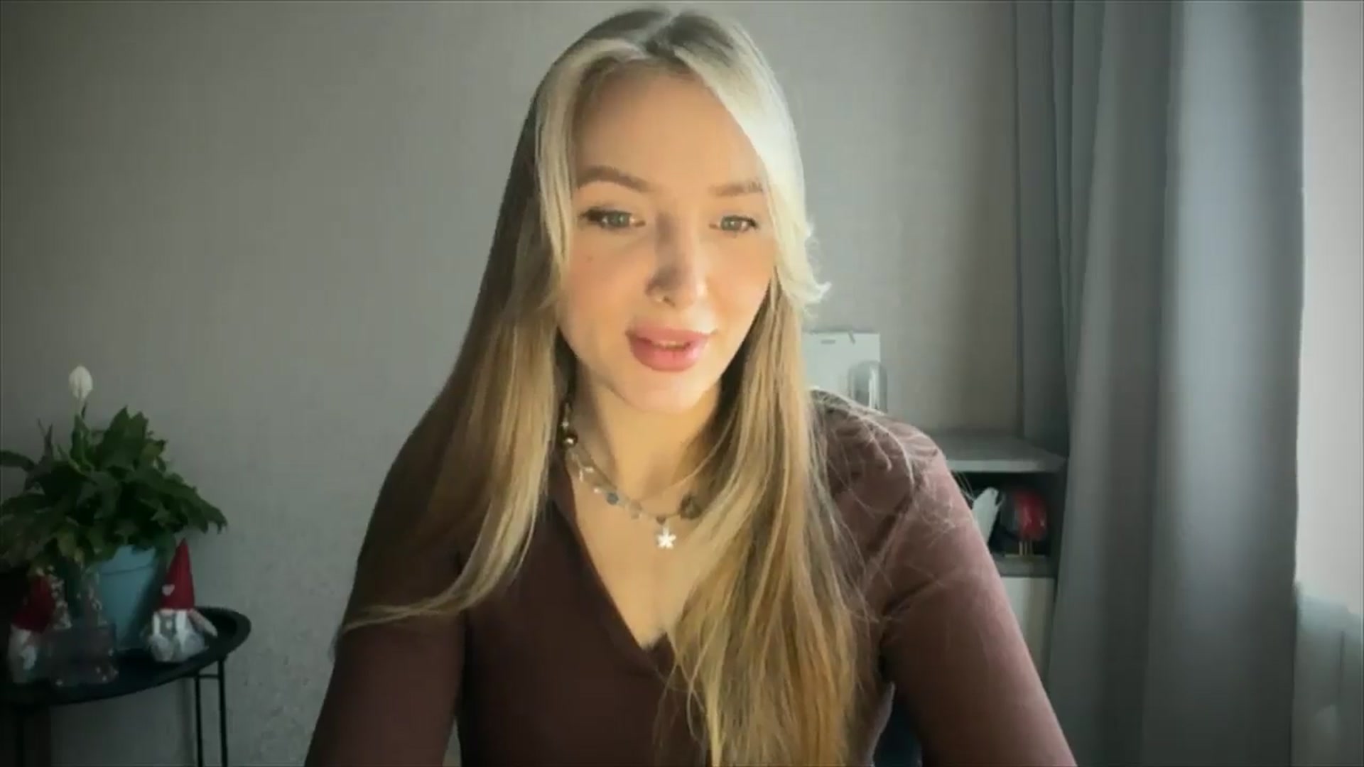 Gallery image thumbnail from My_Diana's myfreecams stream on, 04/27/2025, 16:09 image 4 of 20