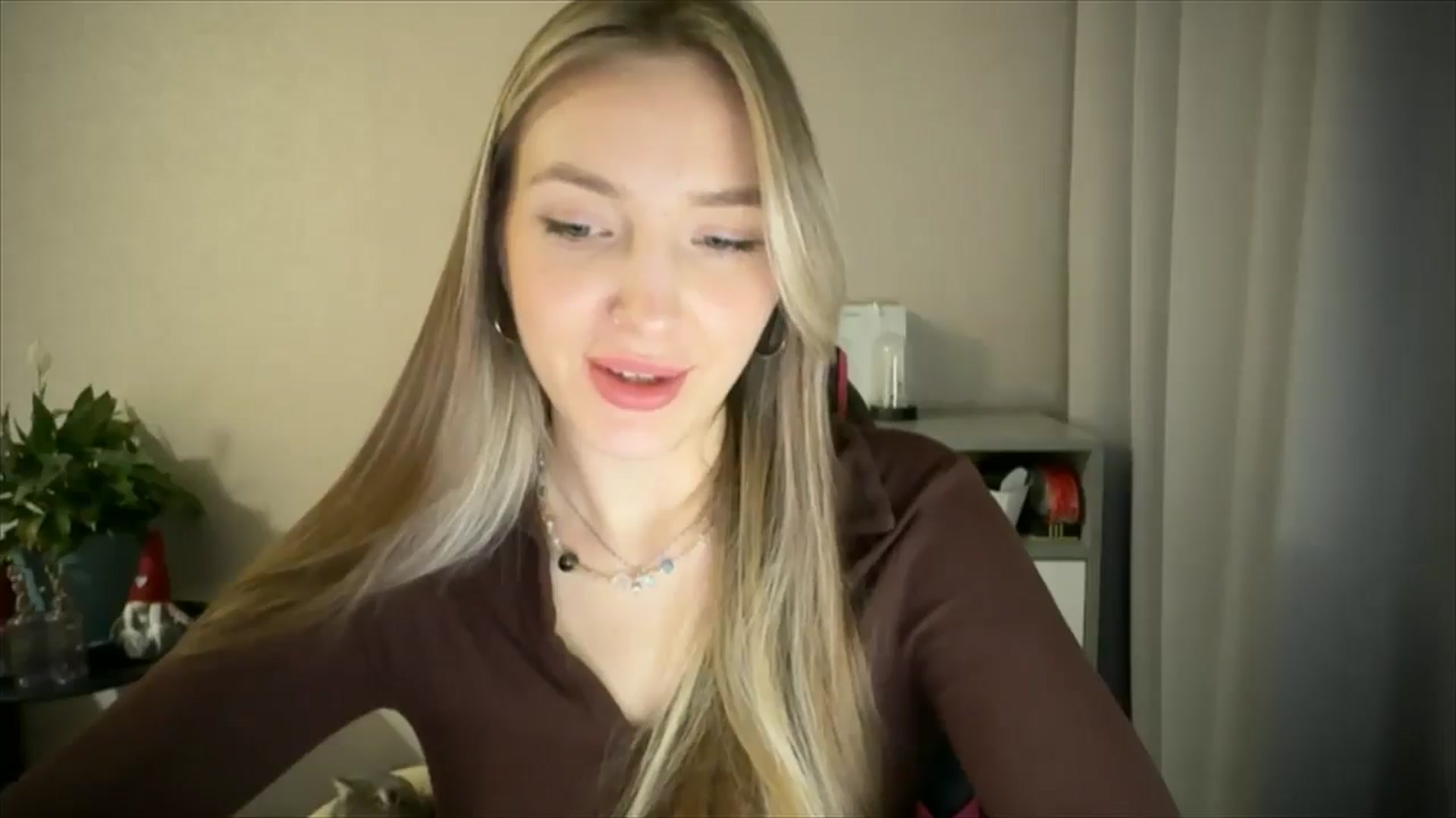 Gallery image thumbnail from My_Diana's myfreecams stream on, 04/27/2025, 20:40 image 5 of 20