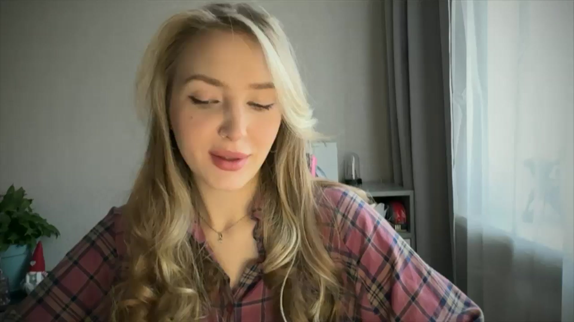 Gallery image thumbnail from My_Diana's myfreecams stream on, 04/29/2025, 16:20 image 2 of 20