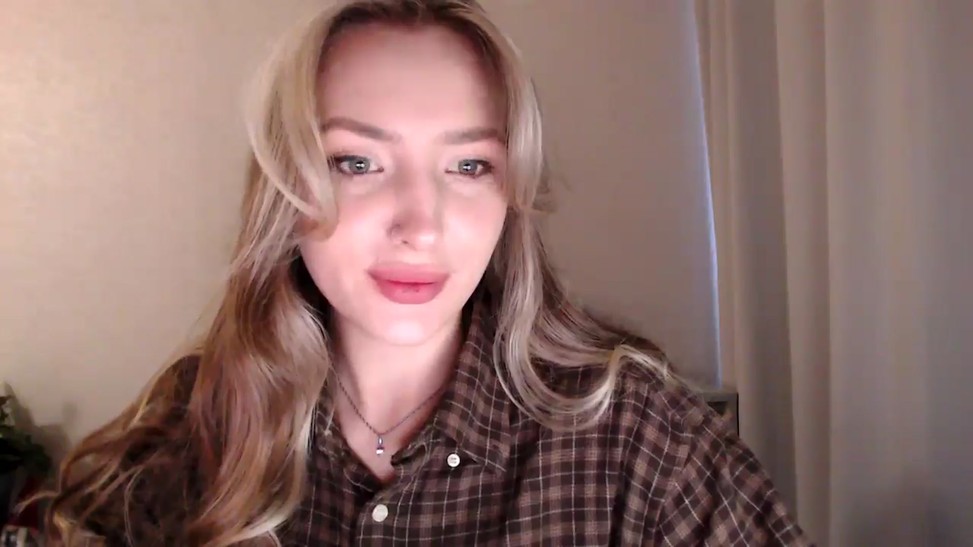 Gallery image thumbnail from My_Diana's myfreecams stream on, 05/02/2025, 15:04 image 7 of 20
