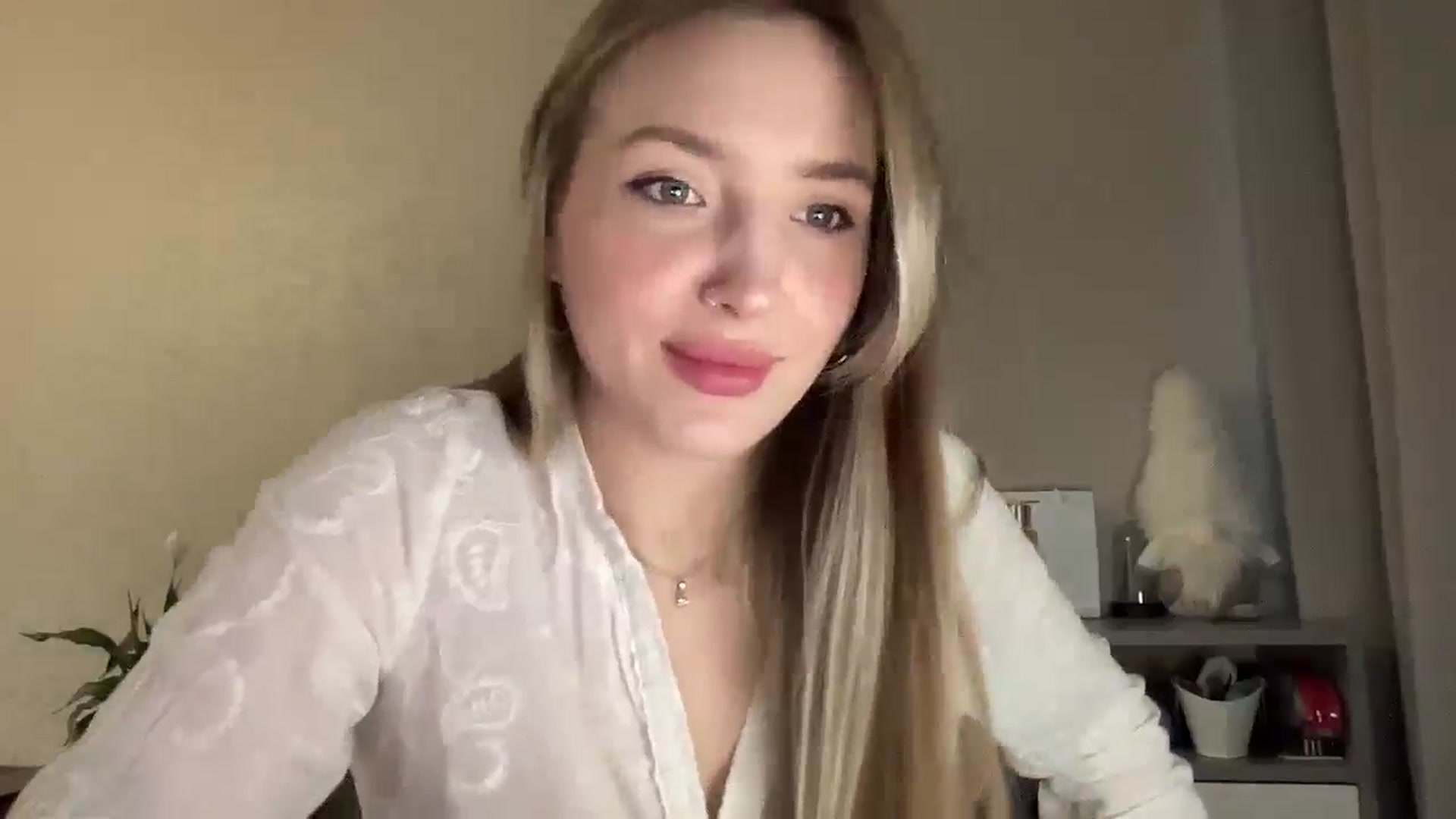Gallery image thumbnail from My_Diana's myfreecams stream on, 05/03/2025, 14:39 image 8 of 20
