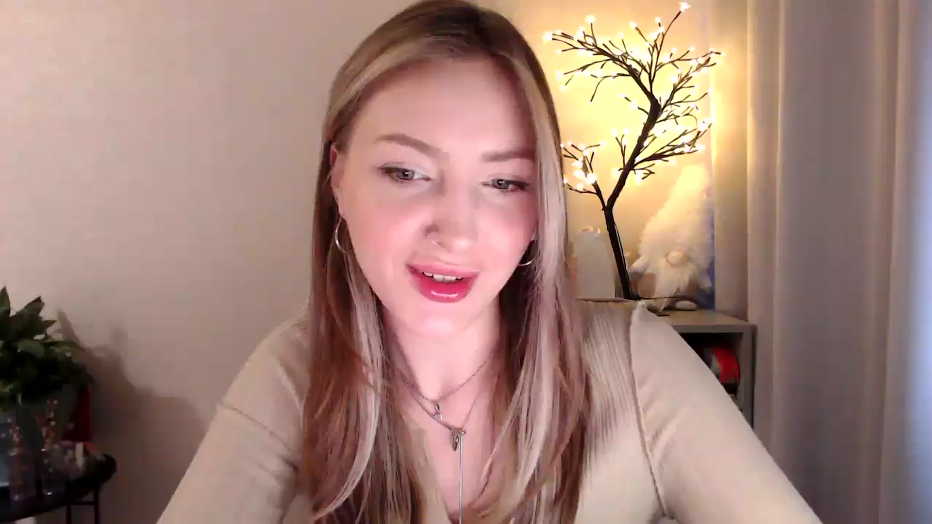 Gallery image thumbnail from My_Diana's myfreecams stream on, 05/10/2025, 15:38 image 5 of 20
