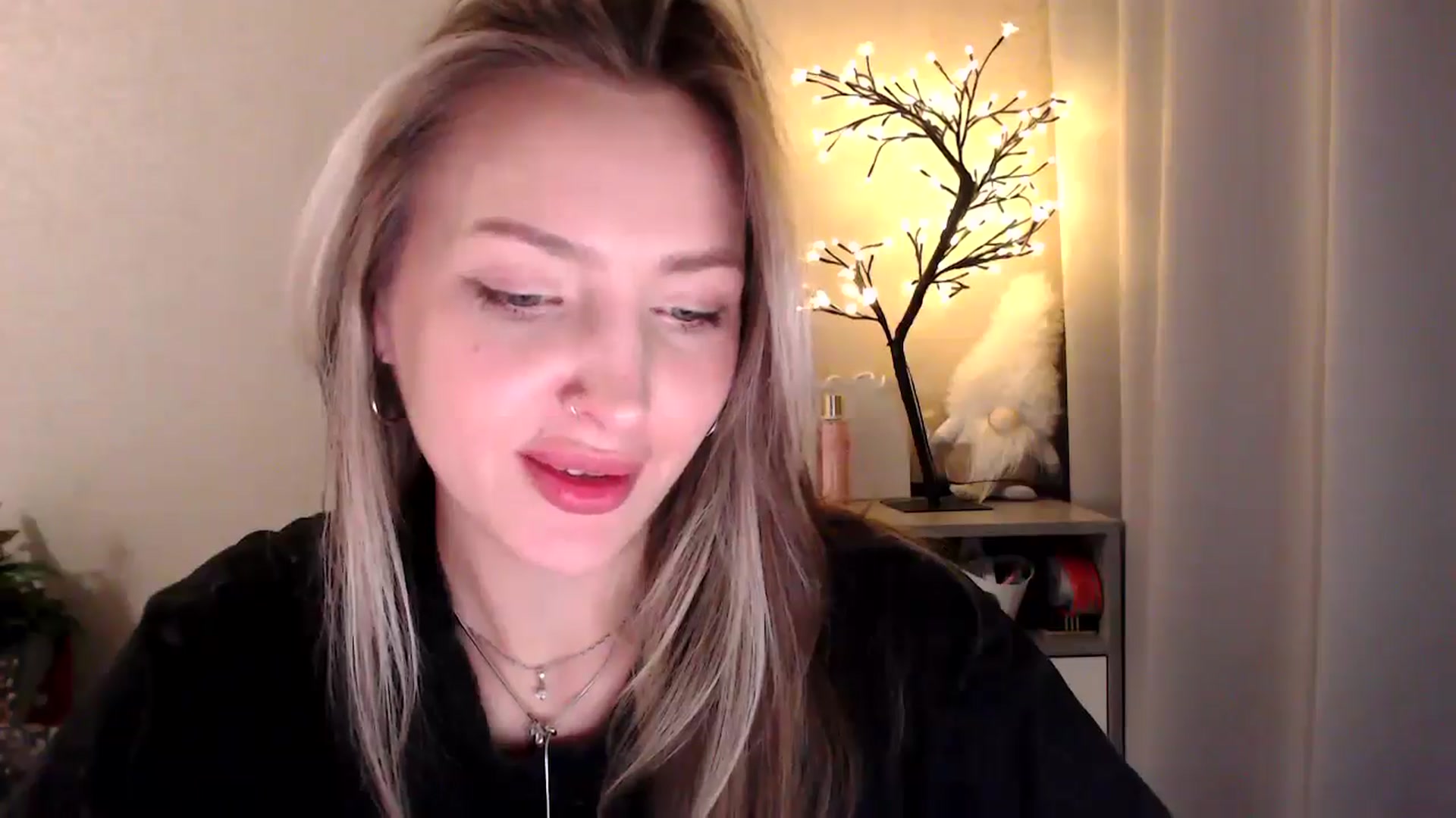 Gallery image thumbnail from My_Diana's myfreecams stream on, 05/10/2025, 23:09 image 18 of 20
