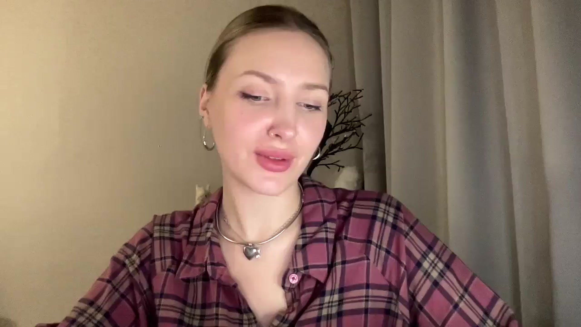 Gallery image thumbnail from My_Diana's myfreecams stream on, 05/11/2025, 22:52 image 12 of 20