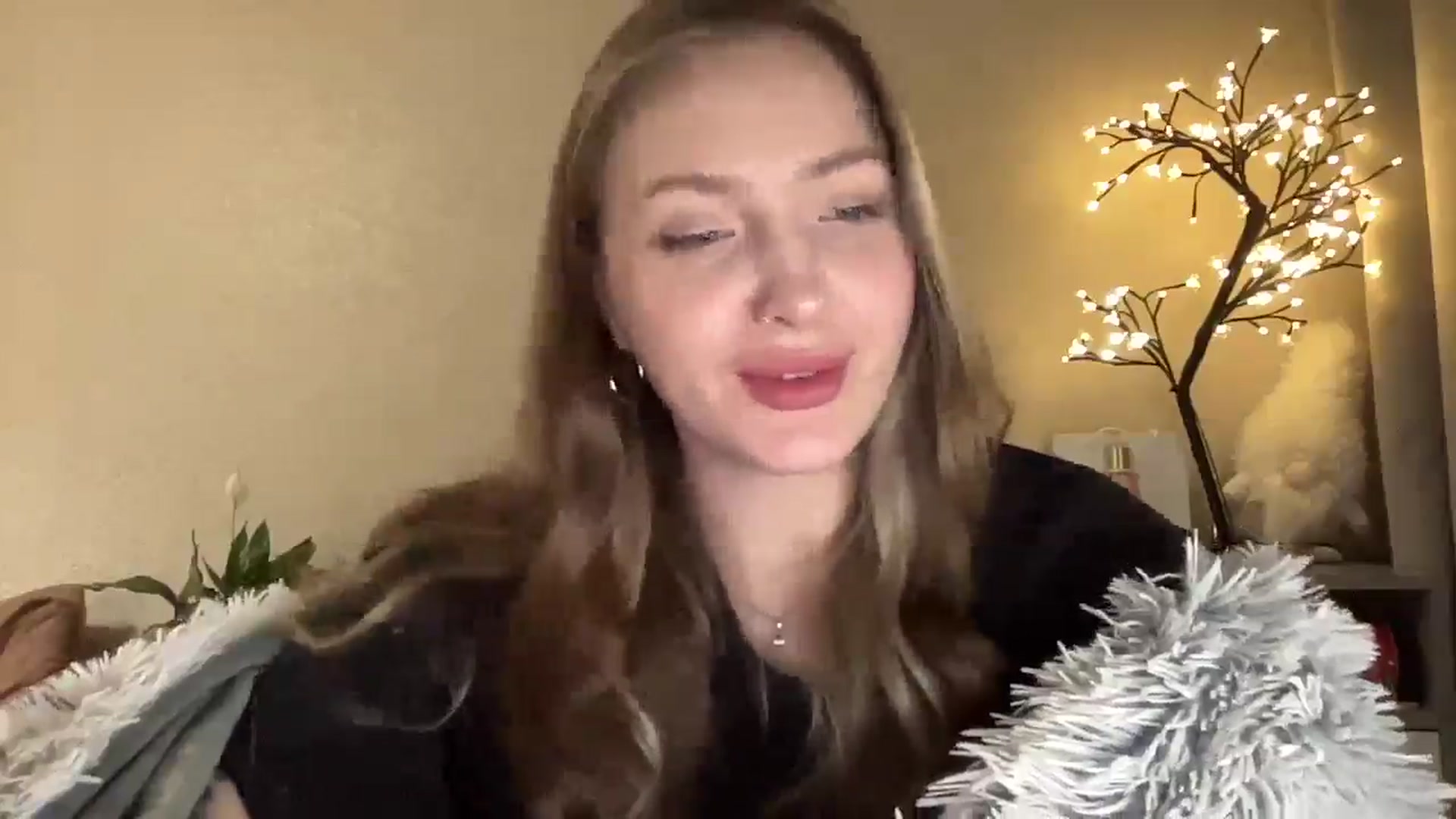 Gallery image thumbnail from My_Diana's myfreecams stream on, 05/12/2025, 19:25 image 20 of 20
