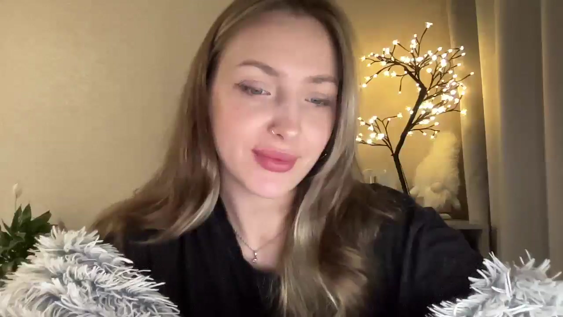 Gallery image thumbnail from My_Diana's myfreecams stream on, 05/12/2025, 19:25 image 2 of 20