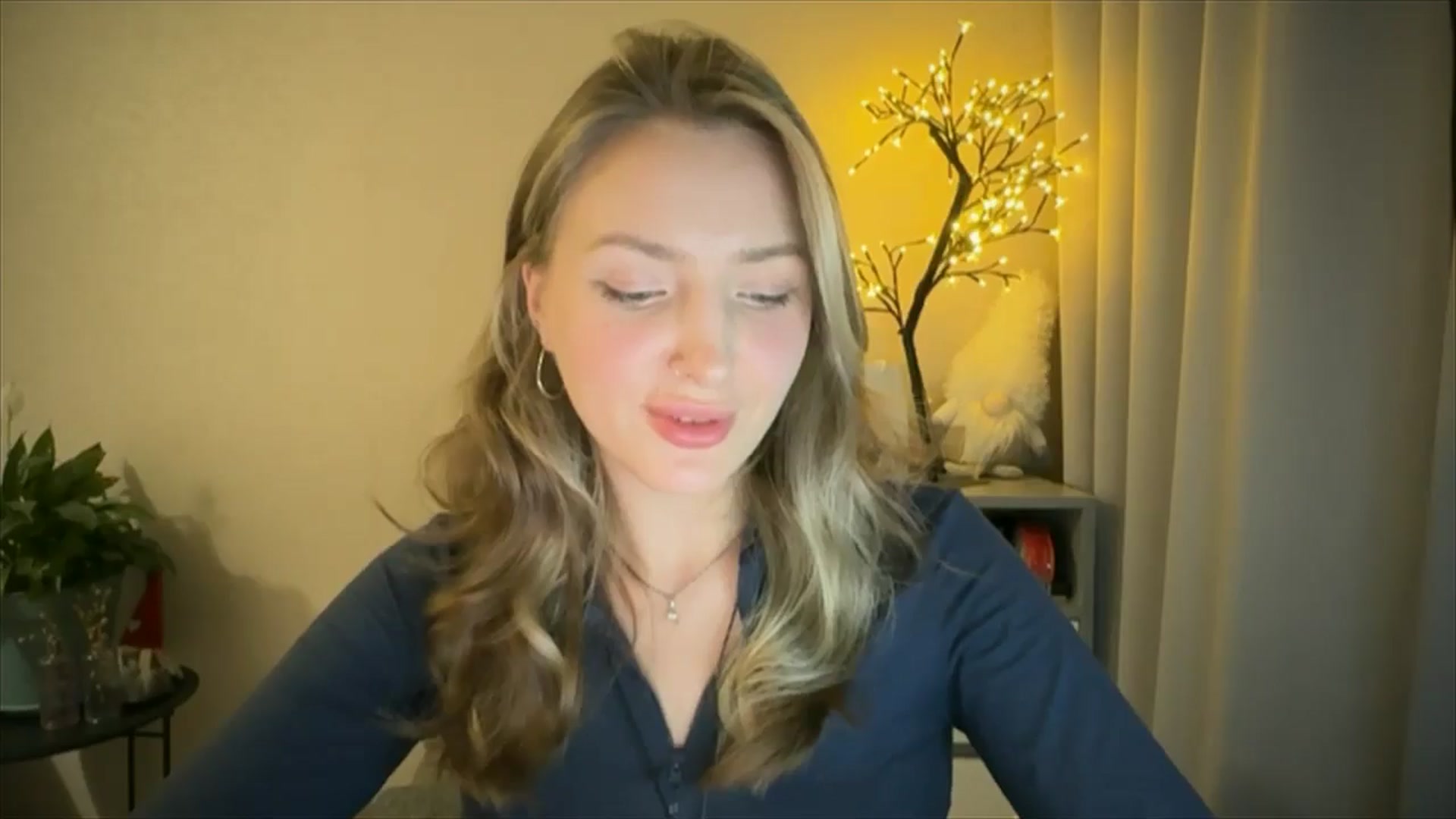 Gallery image thumbnail from My_Diana's myfreecams stream on, 05/13/2025, 20:25 image 14 of 20