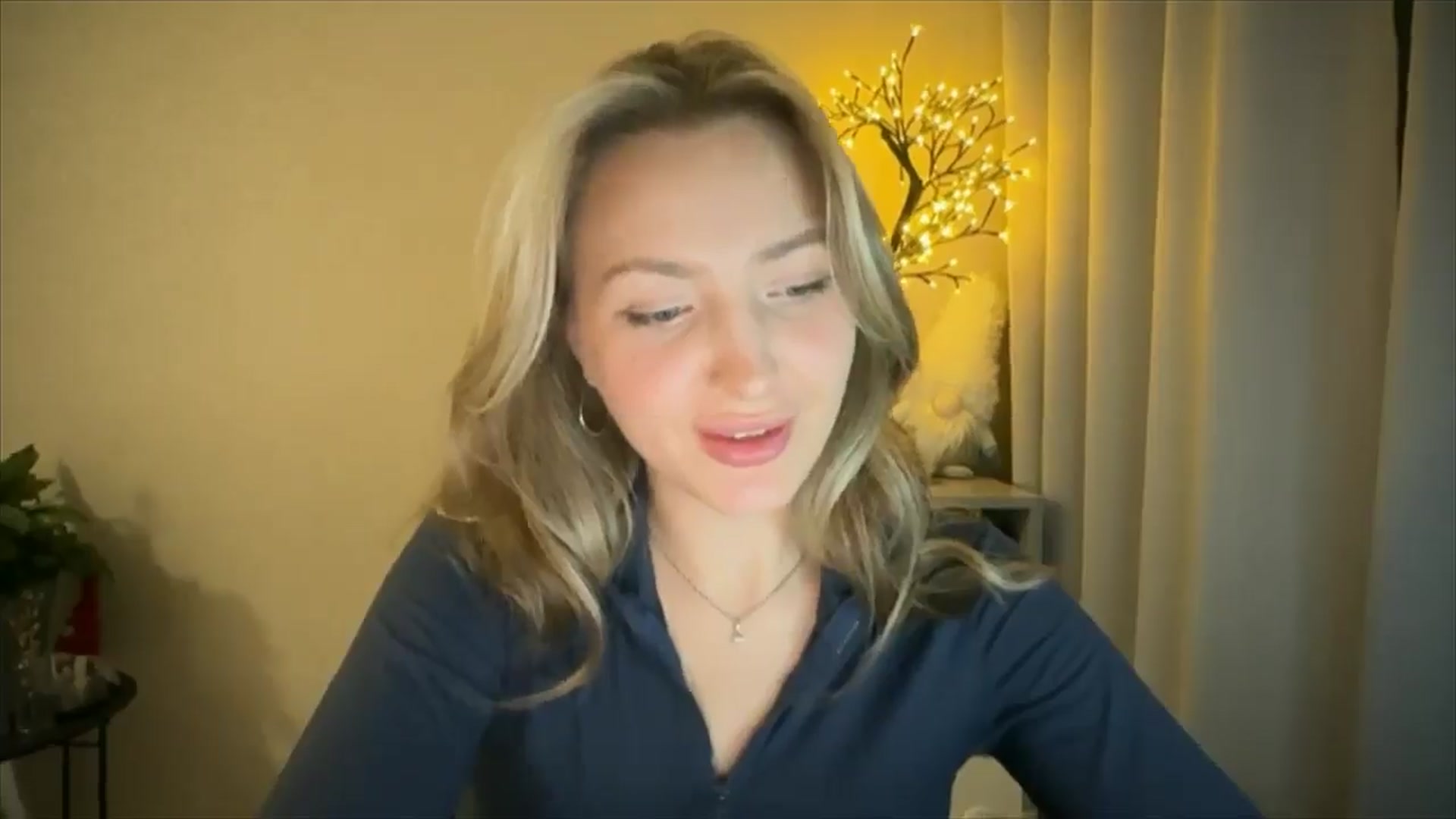 Gallery image thumbnail from My_Diana's myfreecams stream on, 05/13/2025, 21:56 image 18 of 20