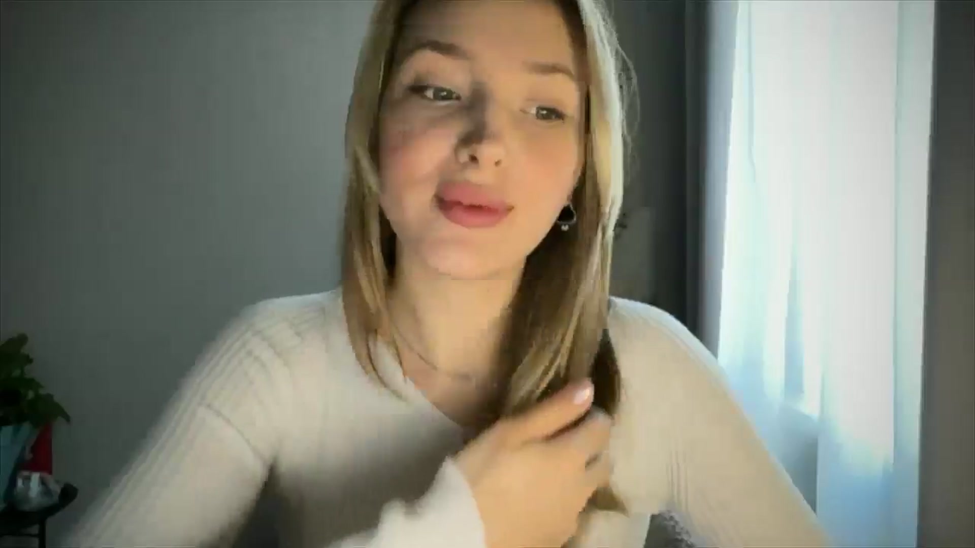 Gallery image thumbnail from My_Diana's myfreecams stream on, 05/24/2025, 14:57 image 17 of 20